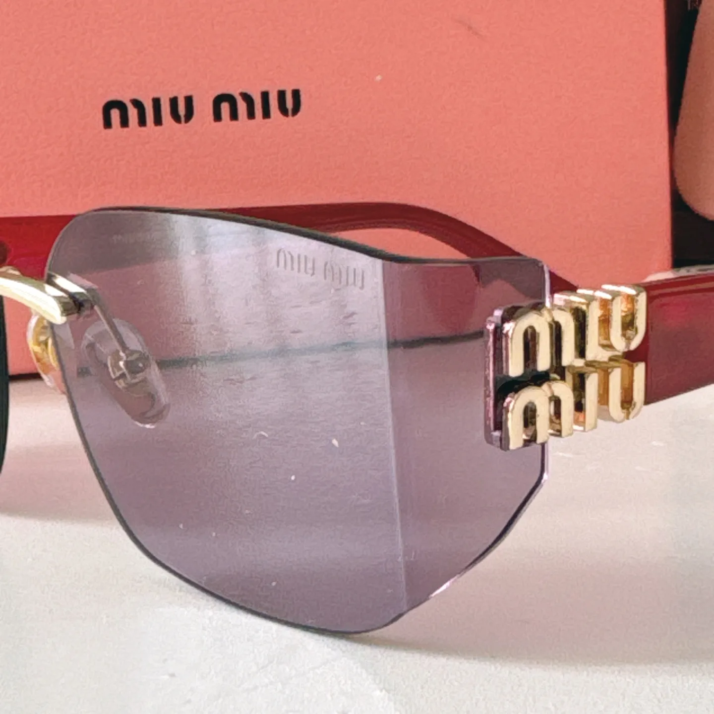 MU111AV Cat-Eye Sunglasses D20018533 — view 6