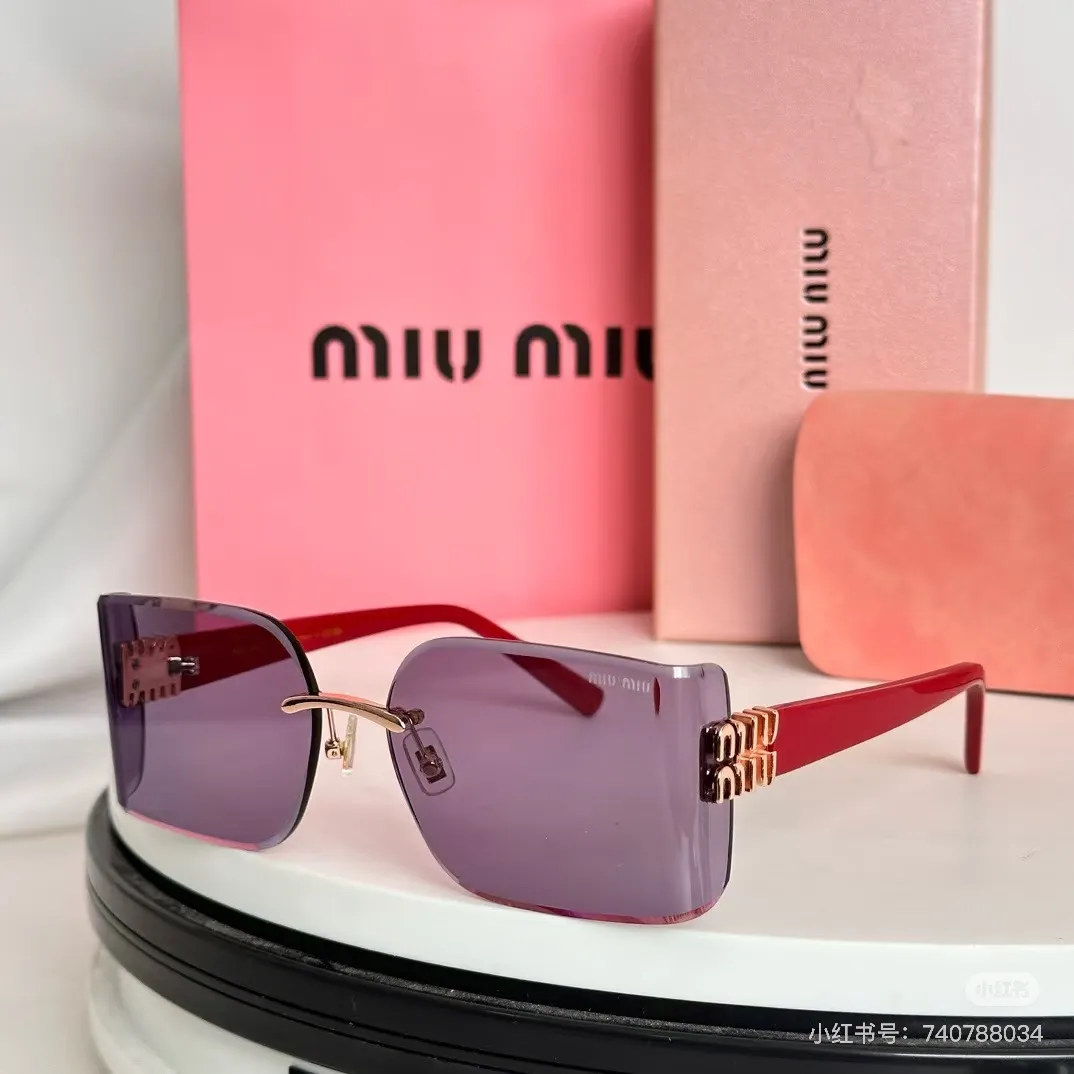 MU111AV Cat-Eye Sunglasses D20018533 — view 8
