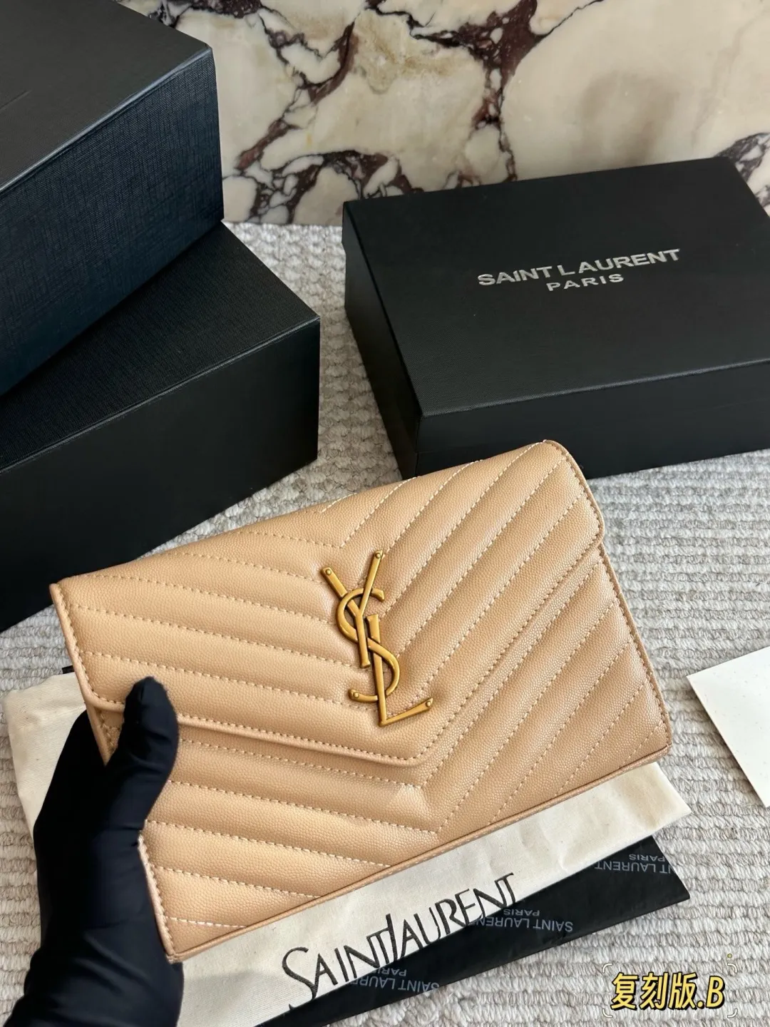 YSL WOC Caviar Leather Chain Wallet D30016505 — view 3