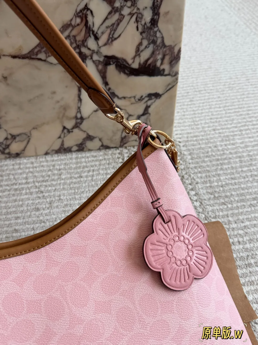 Coach Signature Canvas Hobo Bag in Pink D35516146 — view 2
