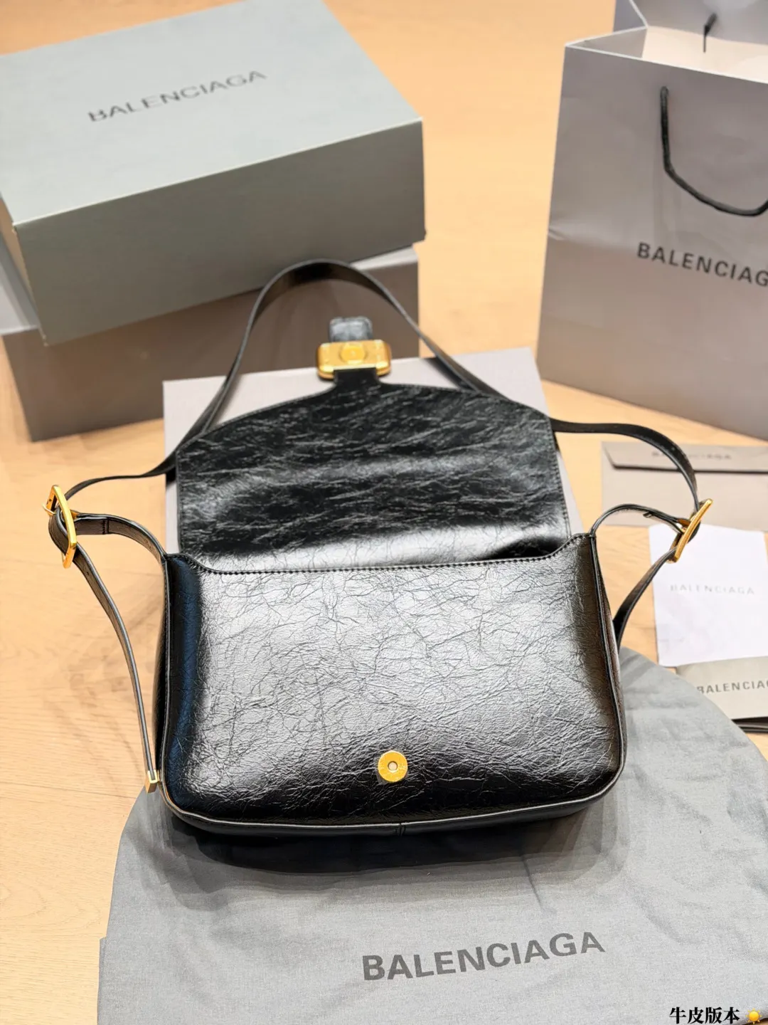 Balenciaga Cruiser Monogram Shoulder Bag D30016153 — view 9