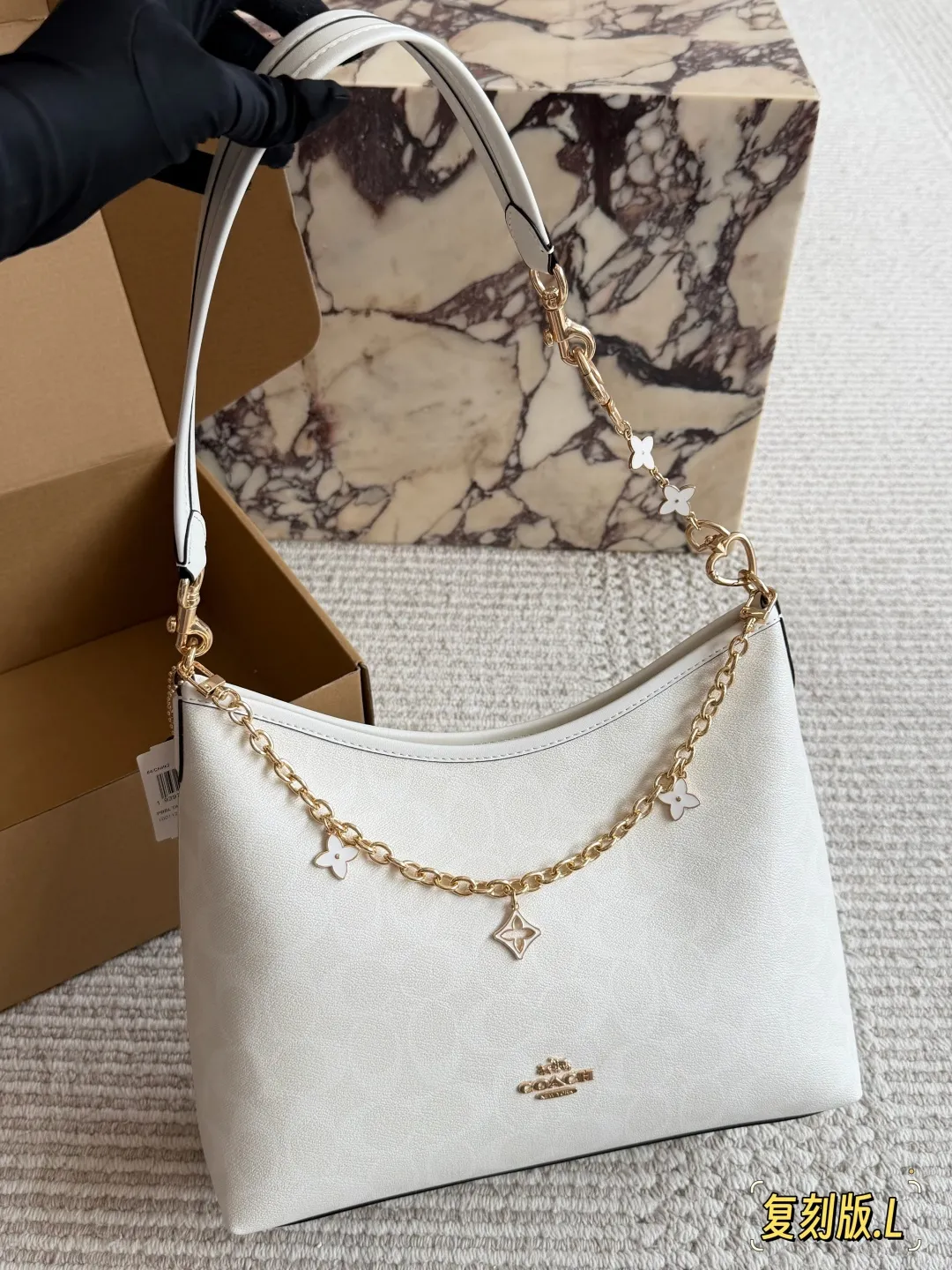 Coach Laurel Hobo Shoulder Bag D30016495 — view 7