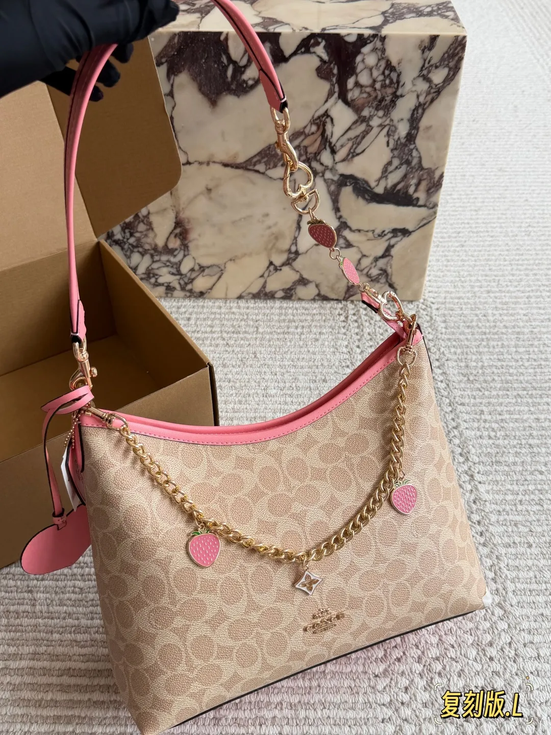 Coach Laurel Hobo Shoulder Bag D30016495 — view 8