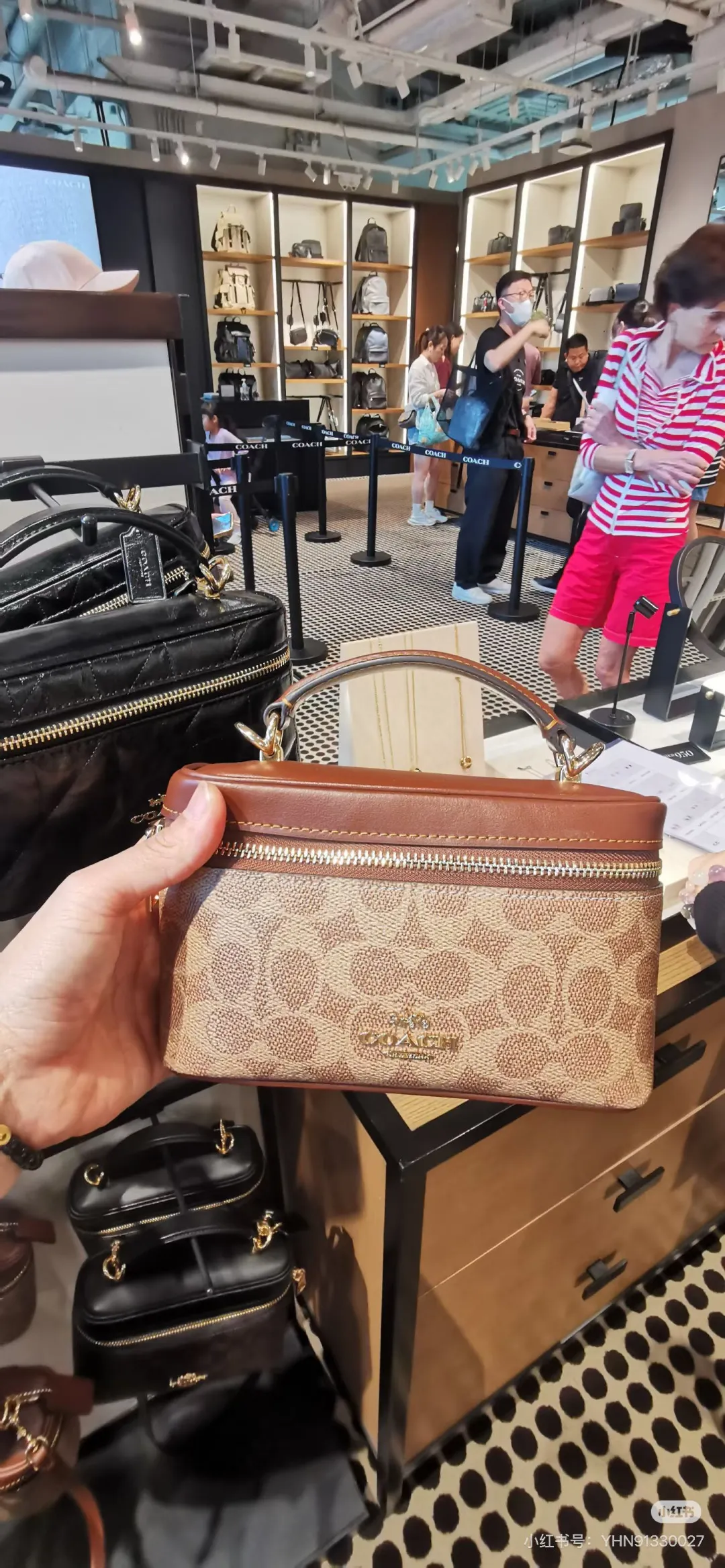 Coach Rainer Signature Canvas Box Bag D27516163 — view 7