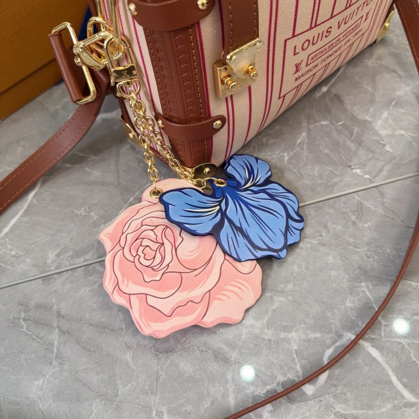 Louis Vuitton Trunk Soft Box Bag D30016492 — view 5