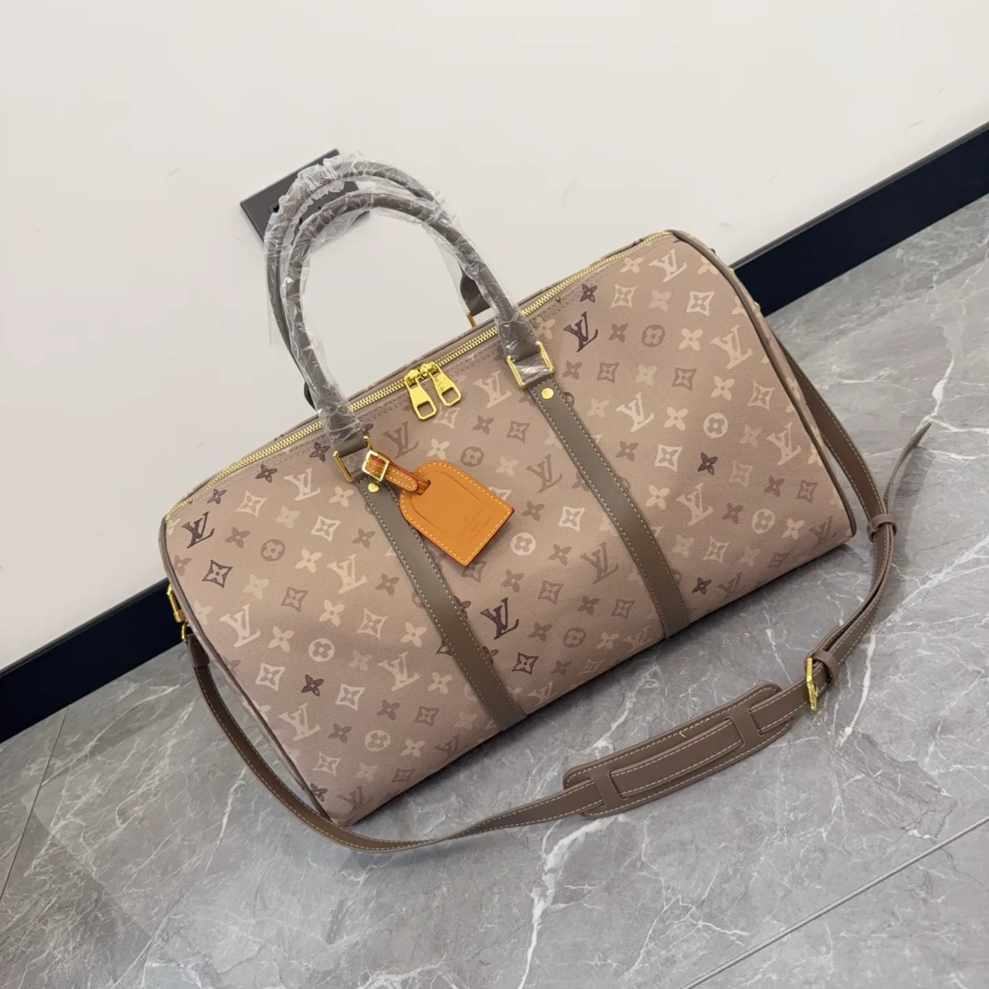 LV Monogram Travel Bag D27516167