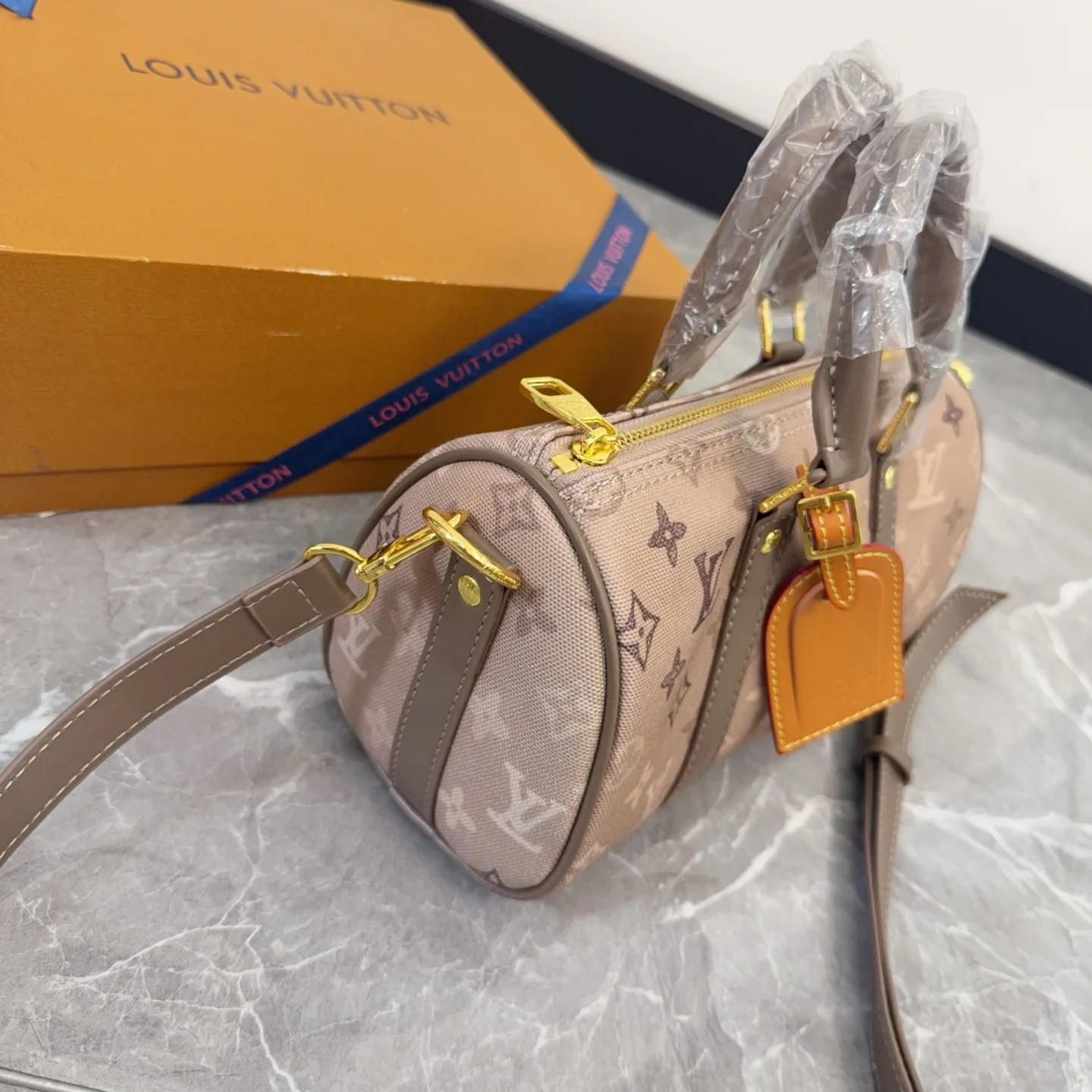 Louis Vuitton Keepall Bandoulière 25 Bag D25516168 — view 7