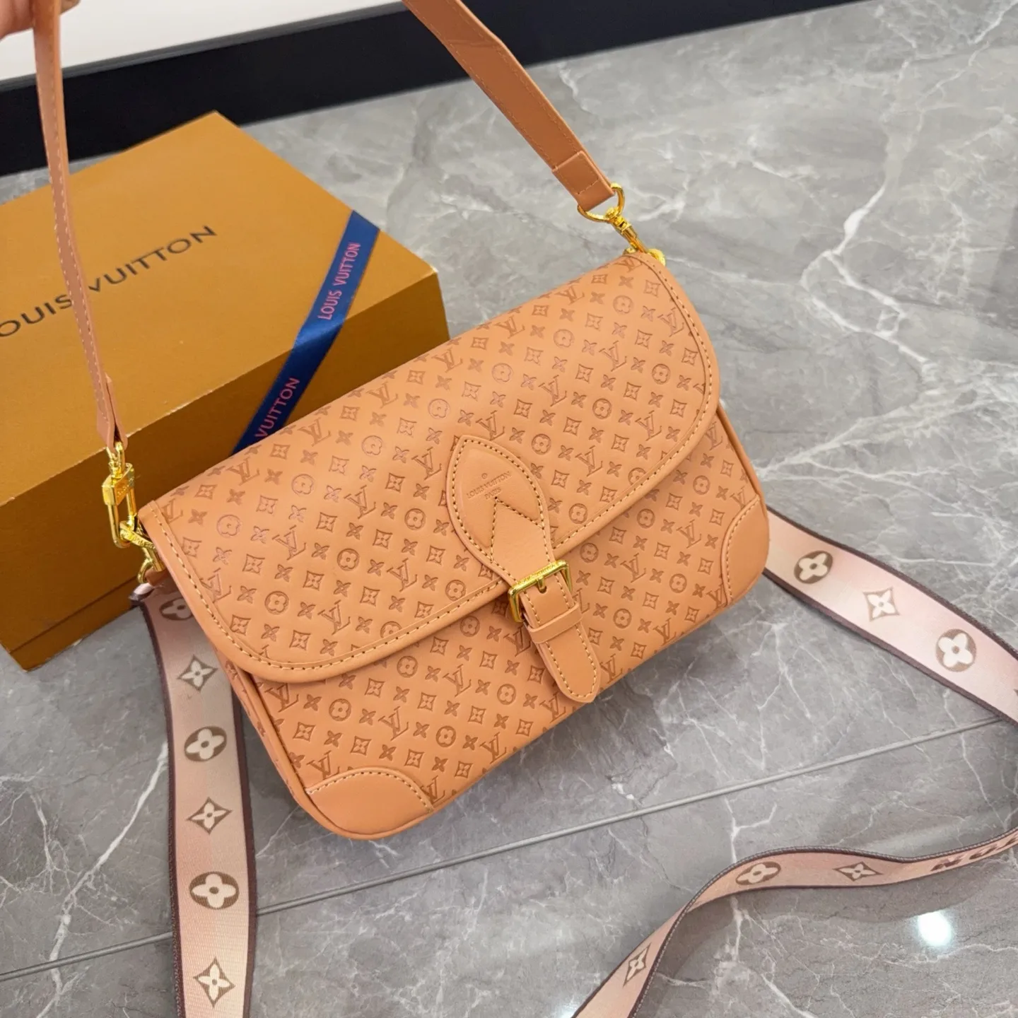Embossed Diane Baguette Bag D28516169