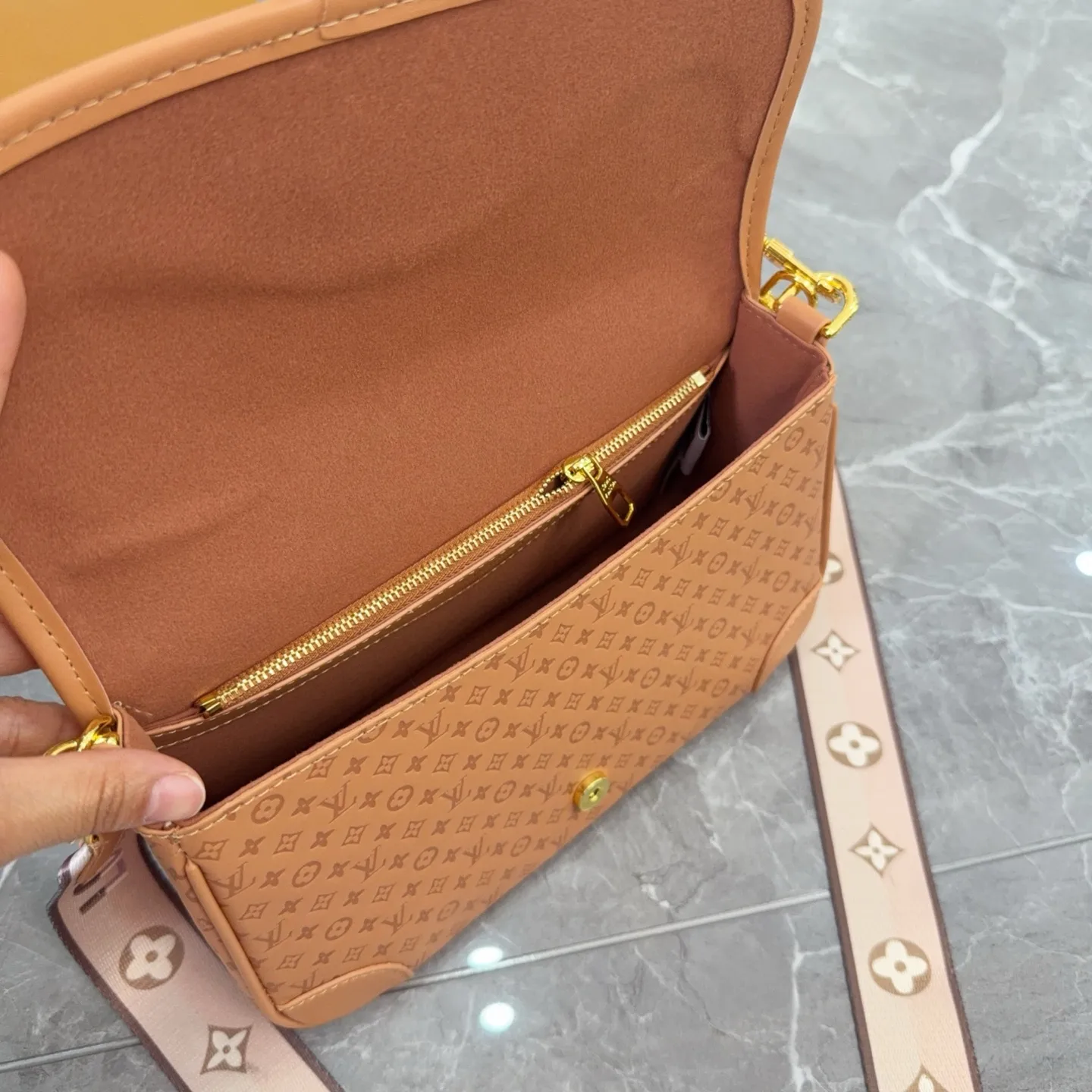 Embossed Diane Baguette Bag D28516169 — view 9