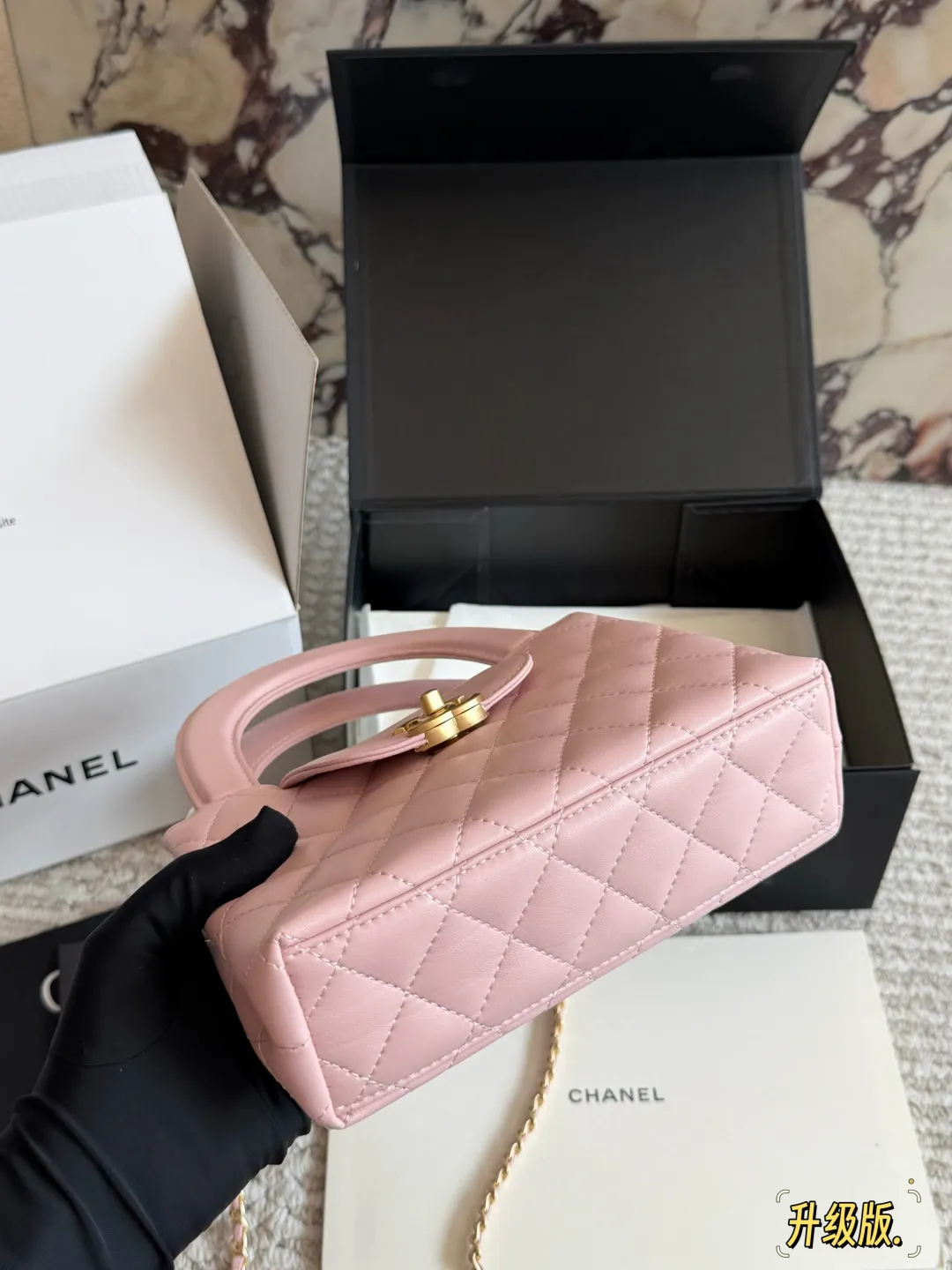 Chanel 23K Kelly Top-Handle Bag D30016182 — view 7