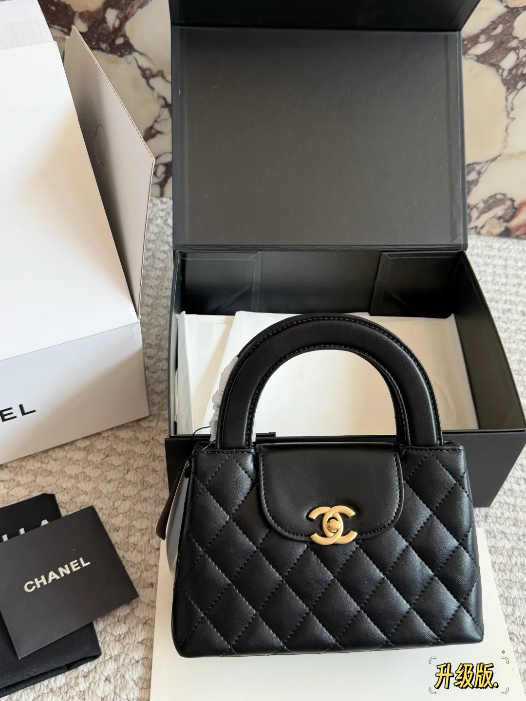 Chanel 23K Kelly Top-Handle Bag D30016183 — view 5