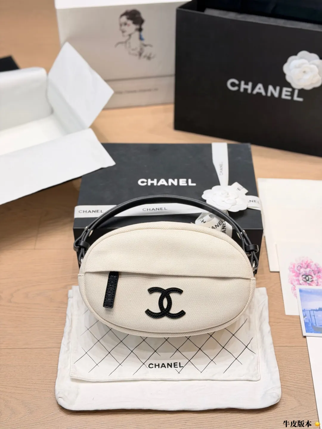 Chanel Crescent Moon Crossbody Bag D26016186 — view 4