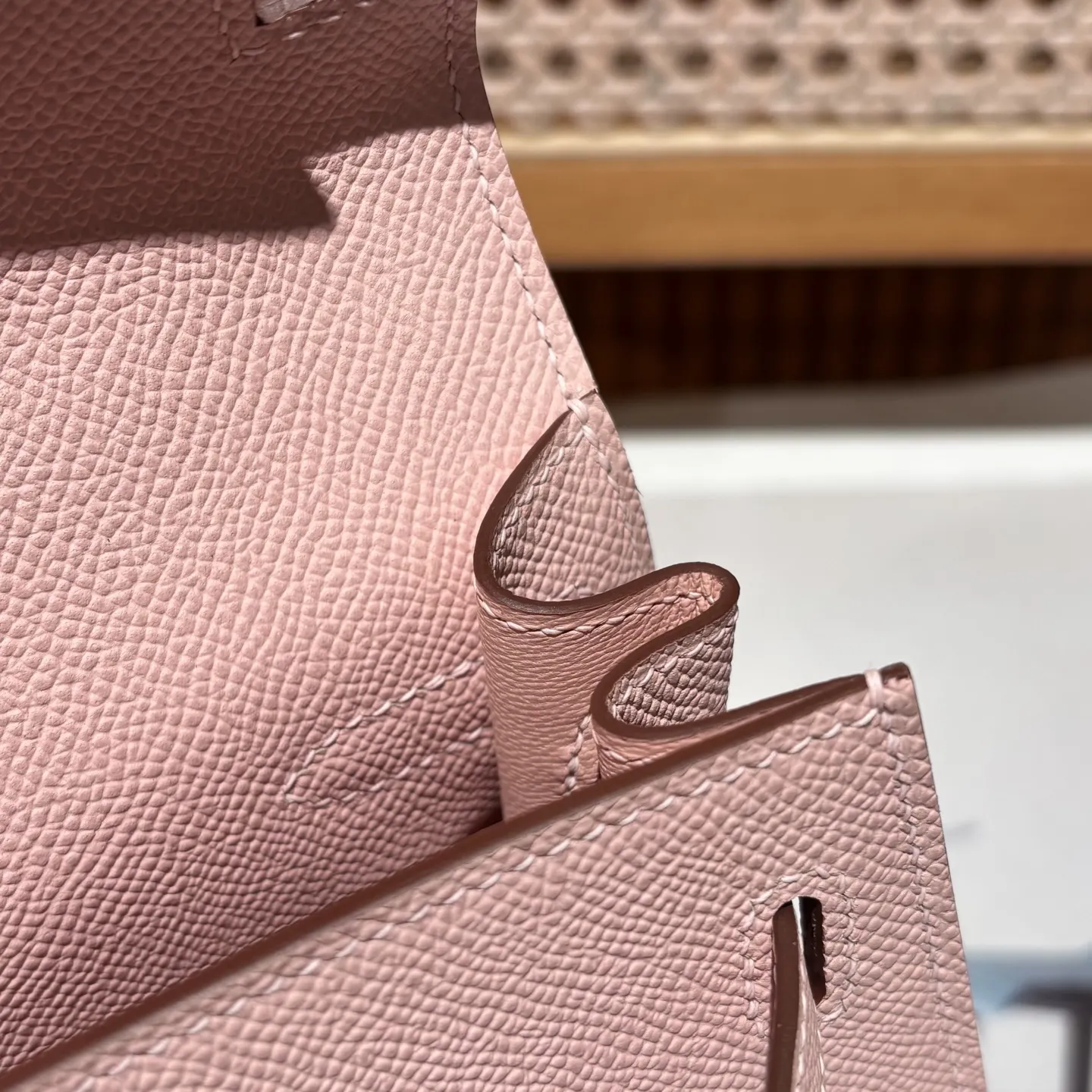 Hermès Kelly 25 Epsom Leather Bag D59016190 — view 7
