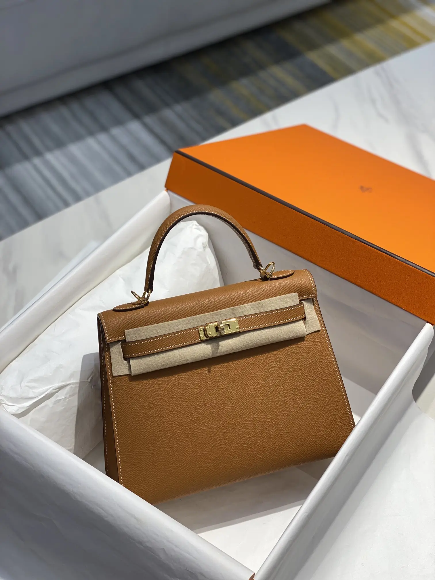 Hermès Kelly Epsom Leather Top-Handle Bag D59016191
