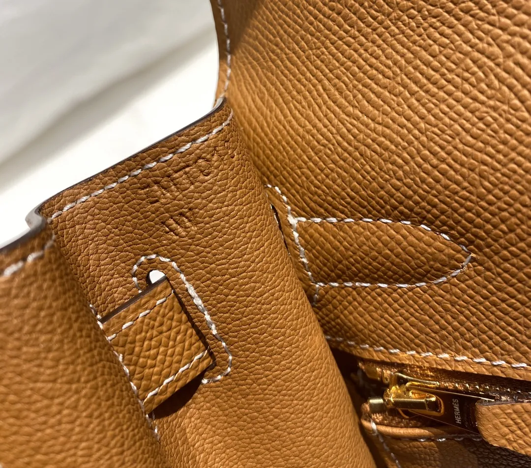 Hermès Kelly Epsom Leather Top-Handle Bag D59016191 — view 8