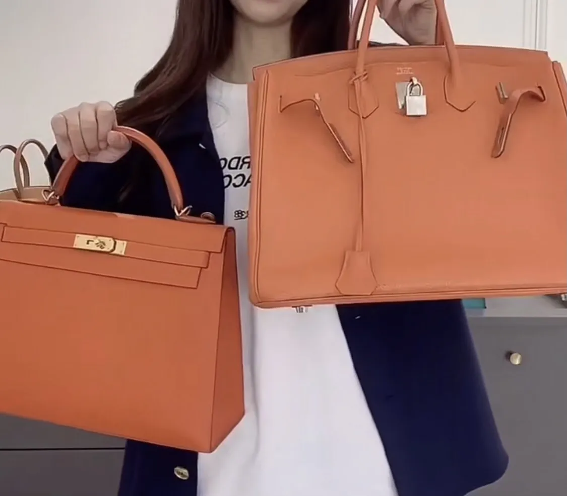 Hermès Kelly Orange Togo Leather Top-Handle Bag D59016192 — view 2