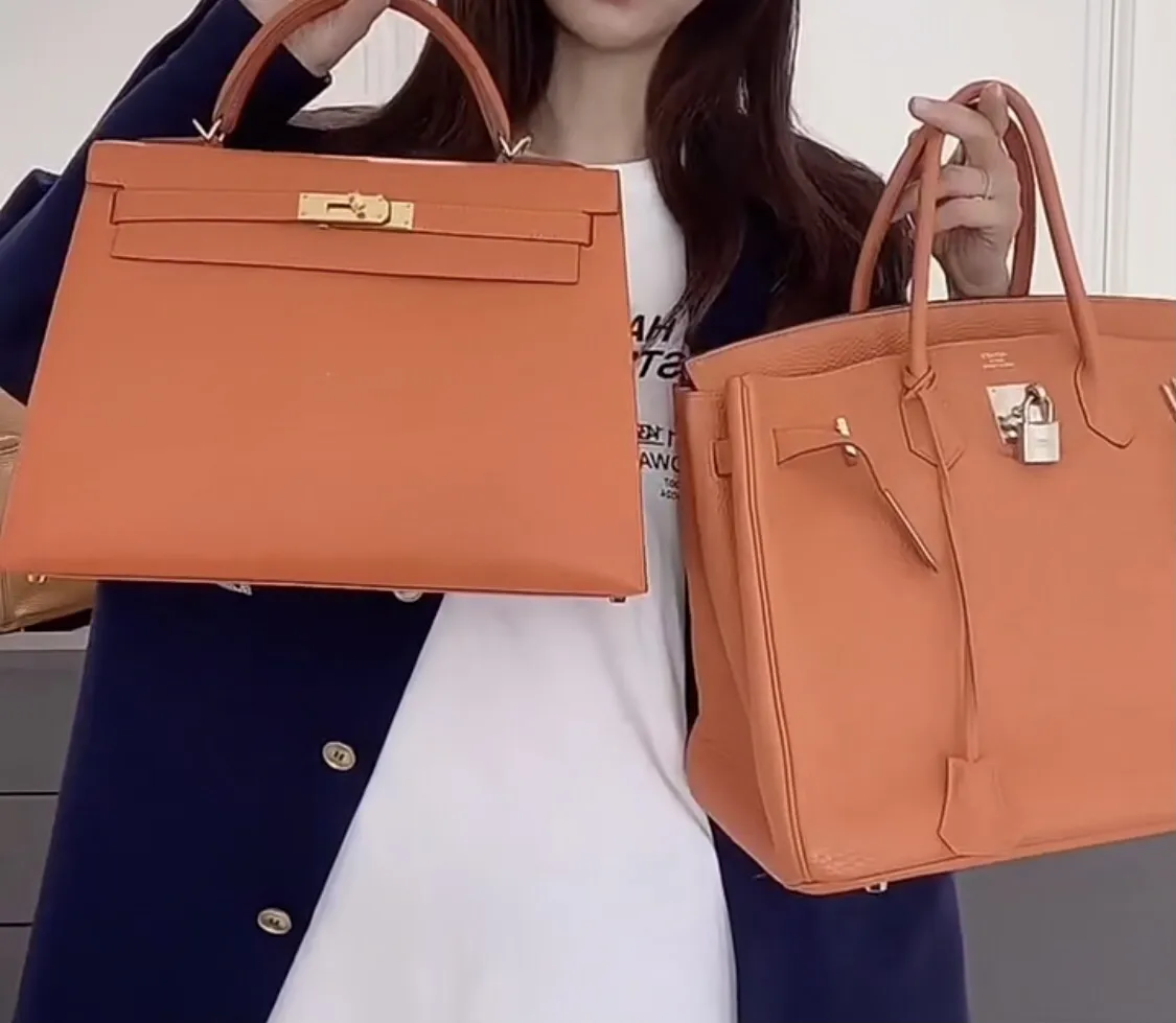 Hermès Kelly Orange Togo Leather Top-Handle Bag D59016192 — view 3