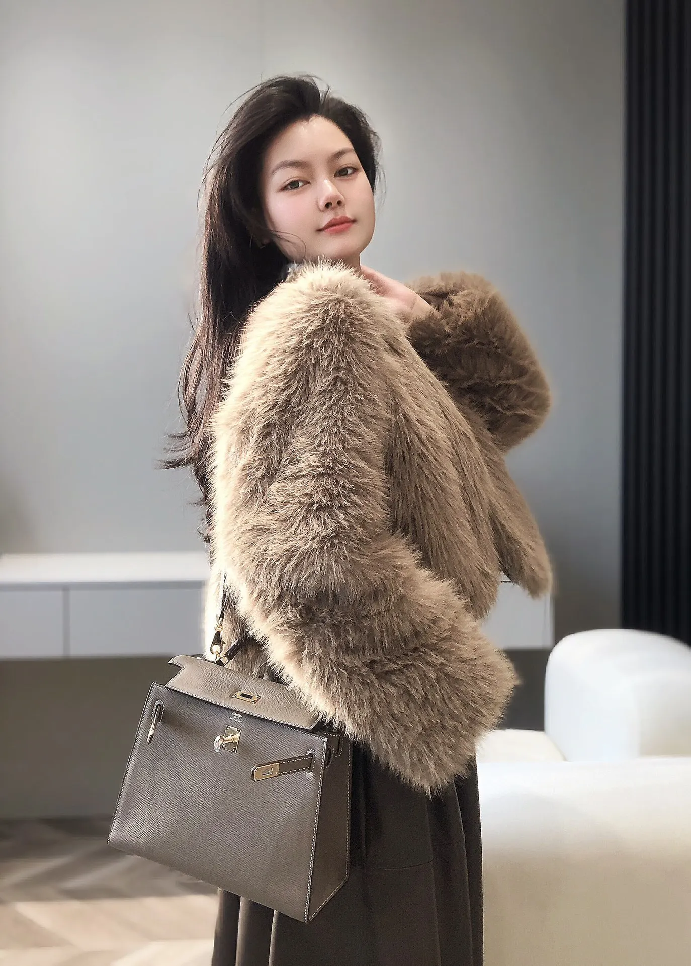Hermès Kelly Grained Leather Top-Handle Bag D59016194 — view 7