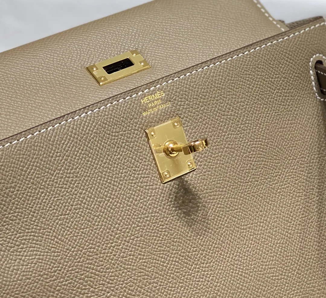 Hermès Kelly Epsom Leather Top-Handle Bag D59016195 — view 4