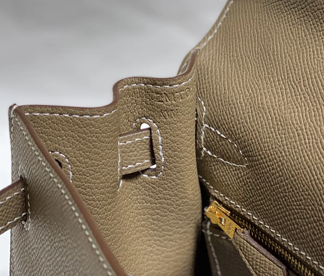 Hermès Kelly Epsom Leather Top-Handle Bag D59016195 — view 8
