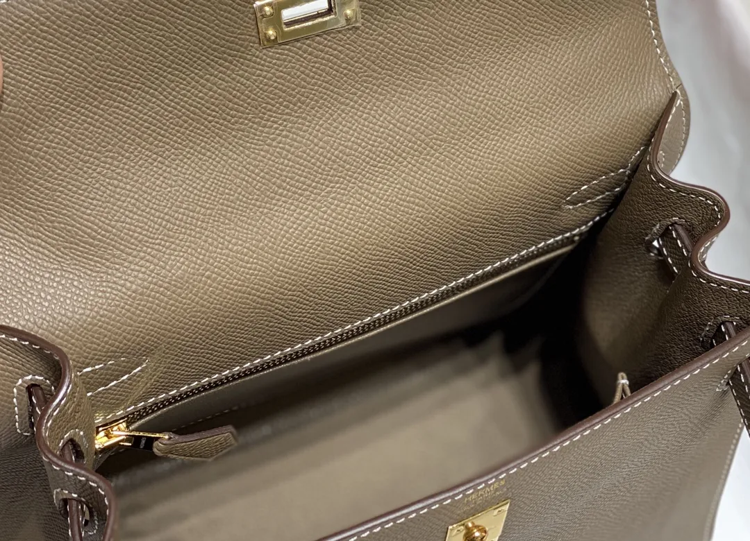 Hermès Kelly Epsom Leather Top-Handle Bag D59016195 — view 9