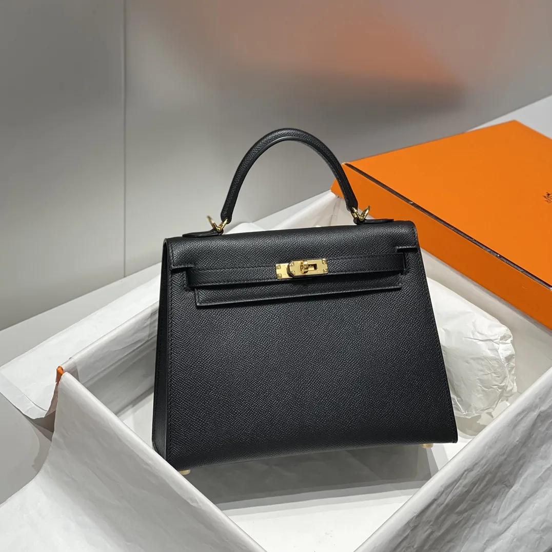 Hermès Kelly Epsom Leather Top-Handle Bag D59016197 — view 3