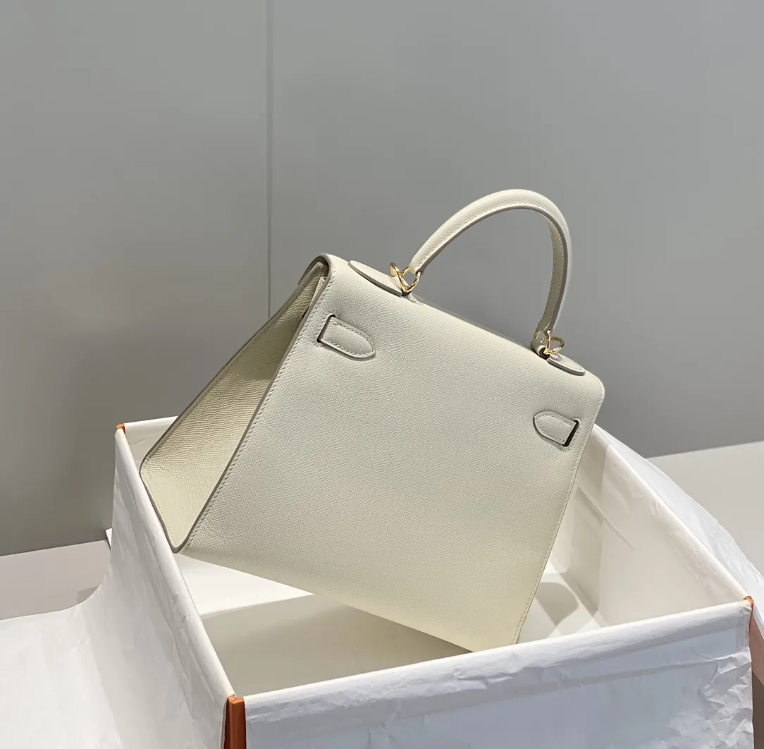 Hermès Kelly Epsom Leather Top-Handle Bag D59016199 — view 3