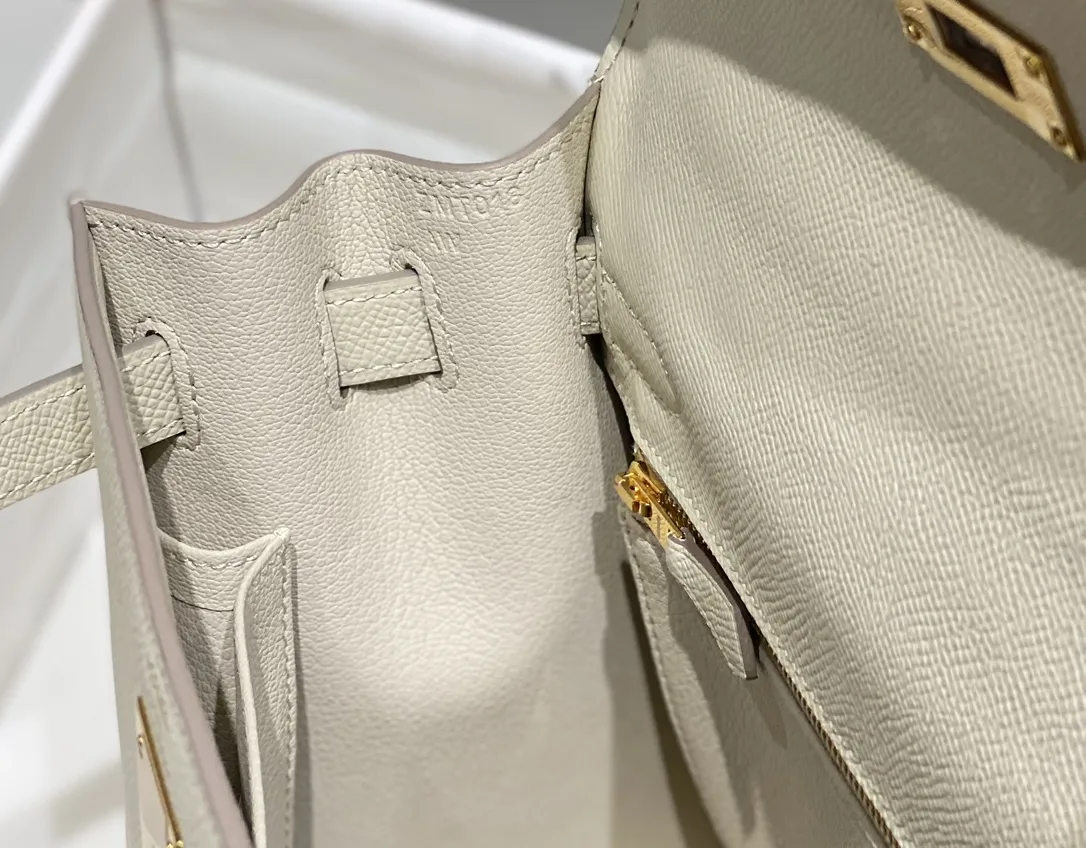 Hermès Kelly Epsom Leather Top-Handle Bag D59016199 — view 8