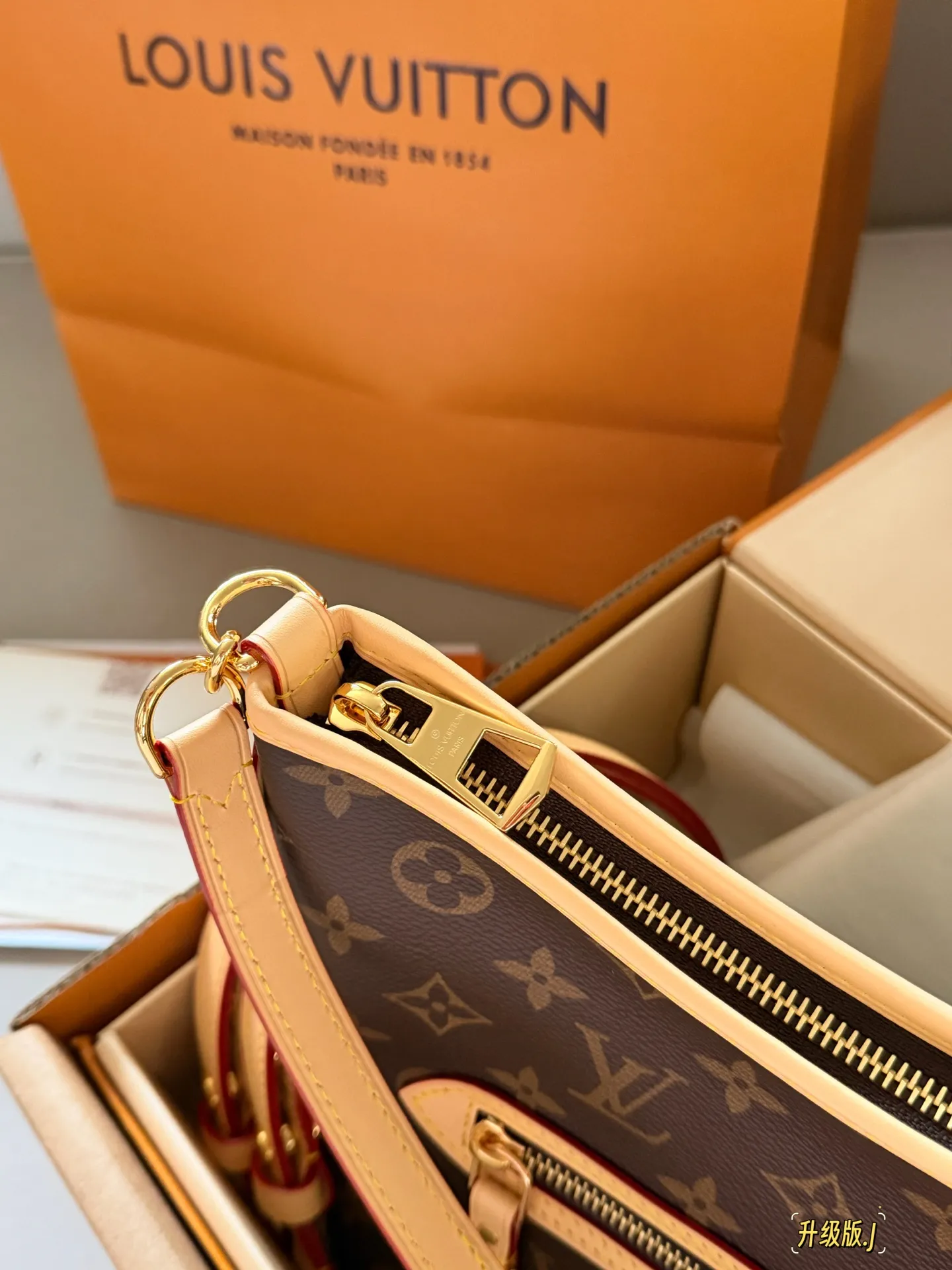 Louis Vuitton Monogram Lineup BB Shoulder Bag D35516220 — view 6