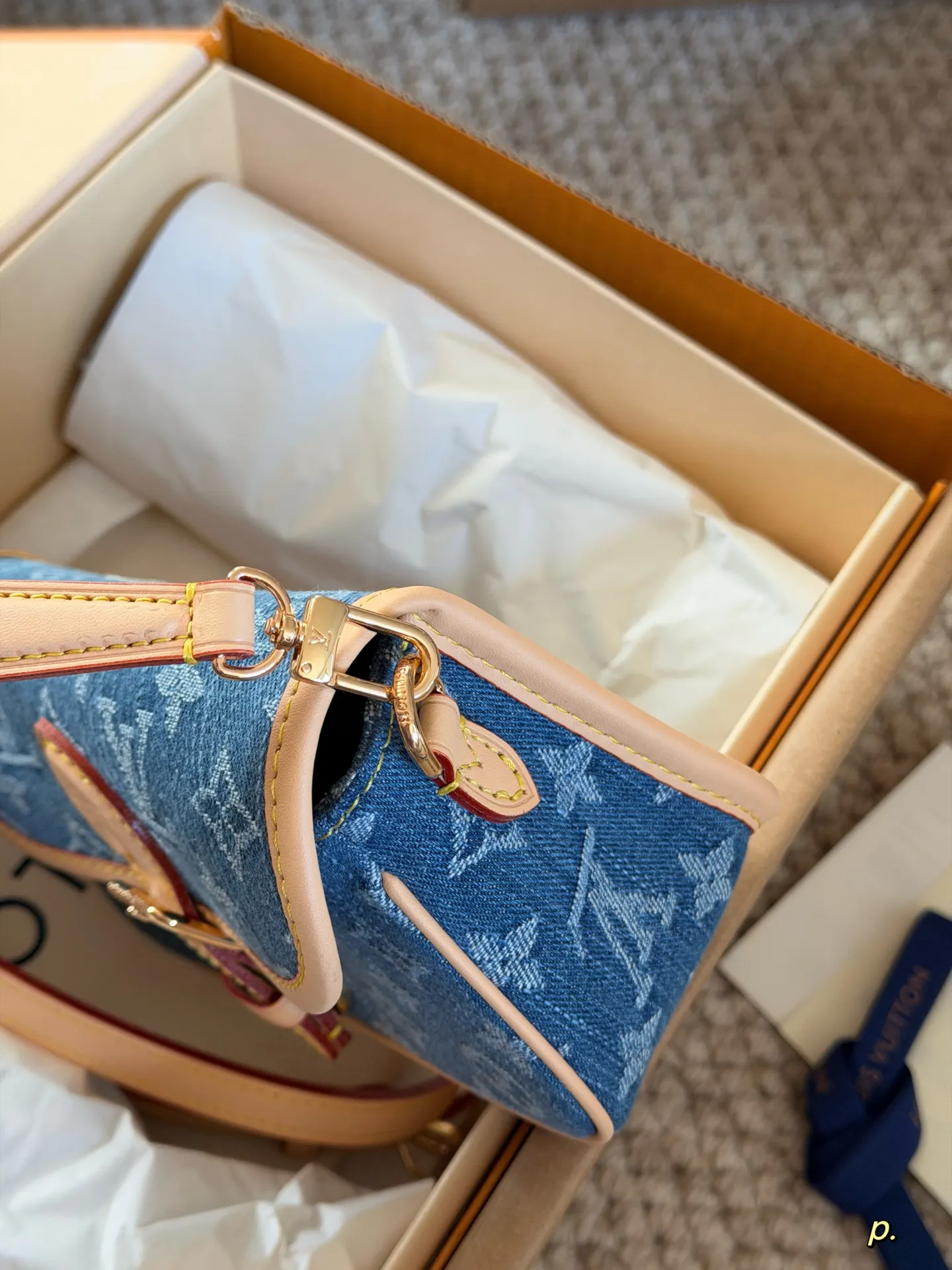 Louis Vuitton Diane Nano Denim Baguette Bag D28016221 — view 5