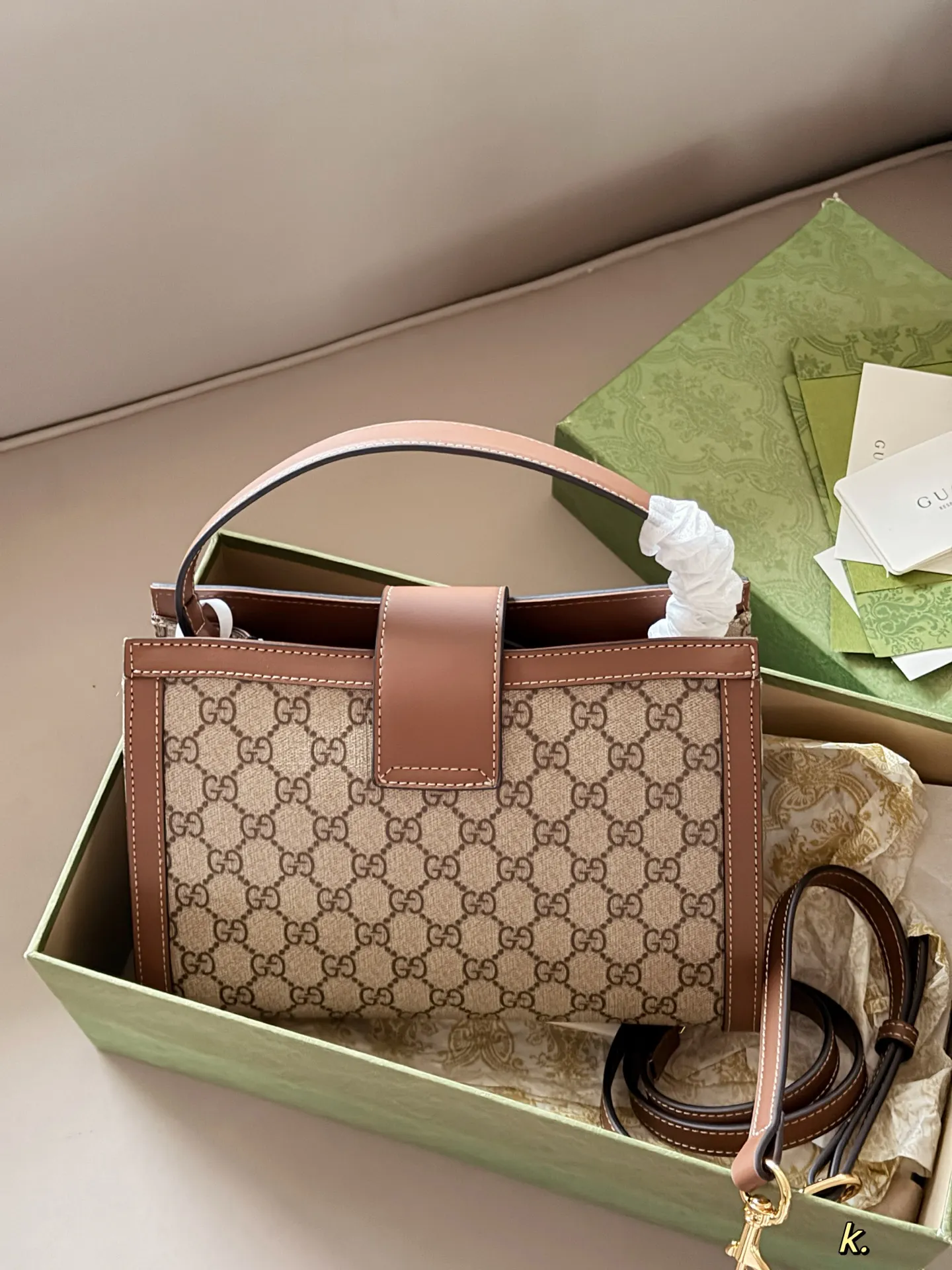 Gucci GG Padlock Top-Handle Tote Bag D34516222 — view 6