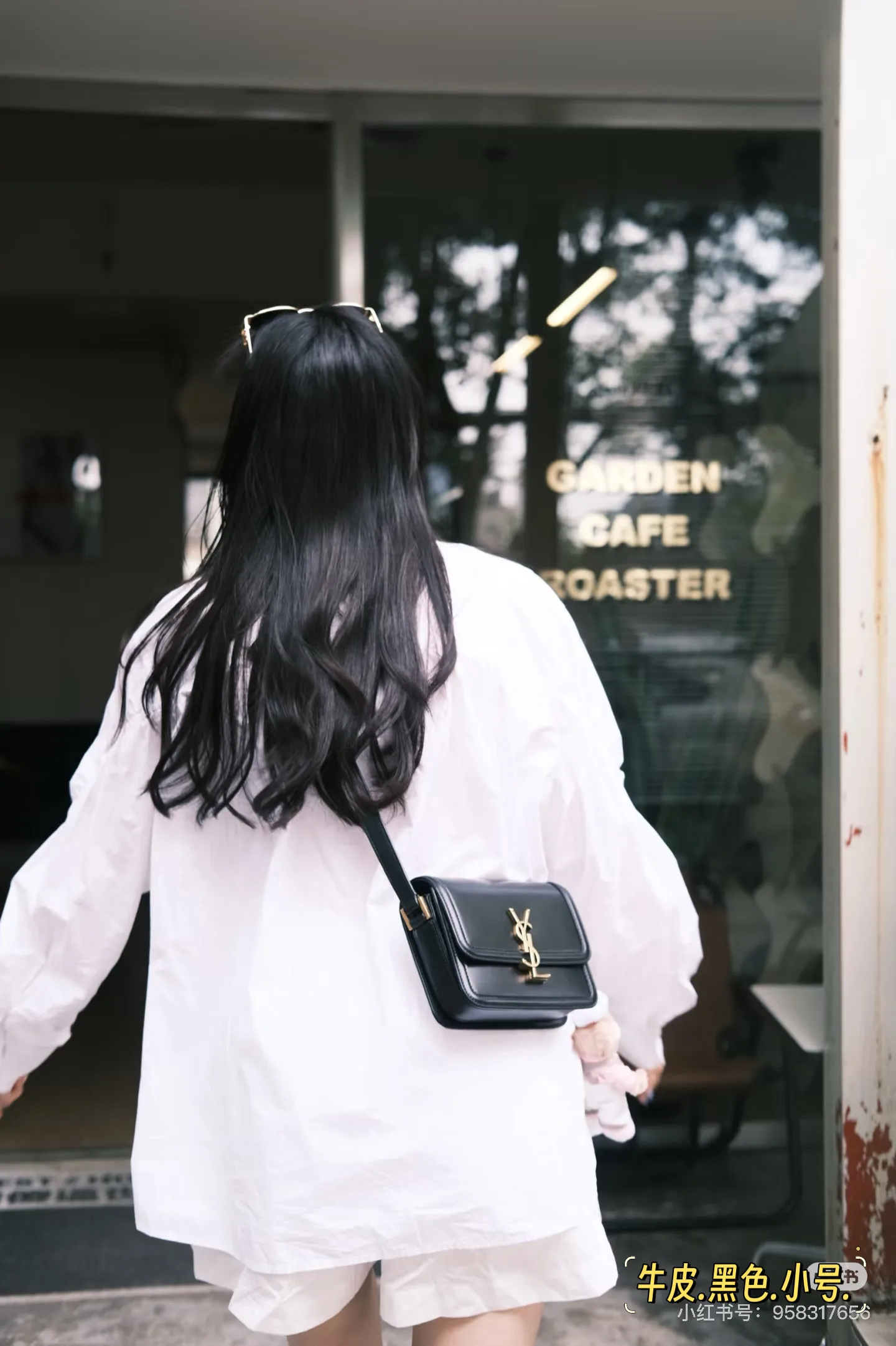 Saint Laurent 'Tofu' Crossbody Bag D28016232 — view 5