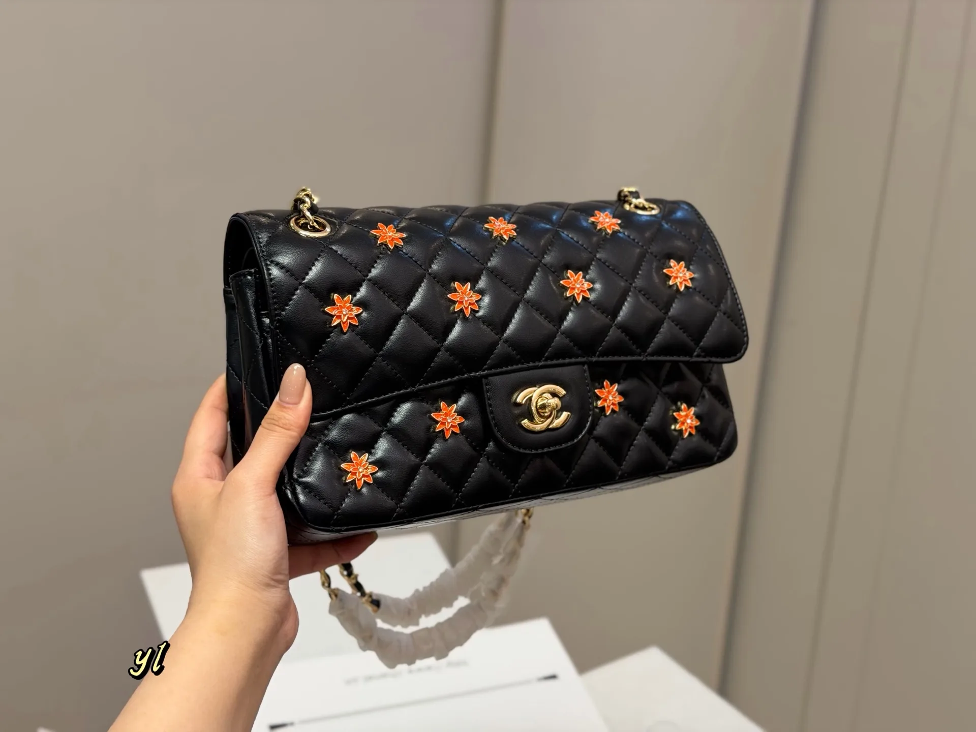 Chanel CF Quilted Chain Shoulder Bag D32016234 — view 9