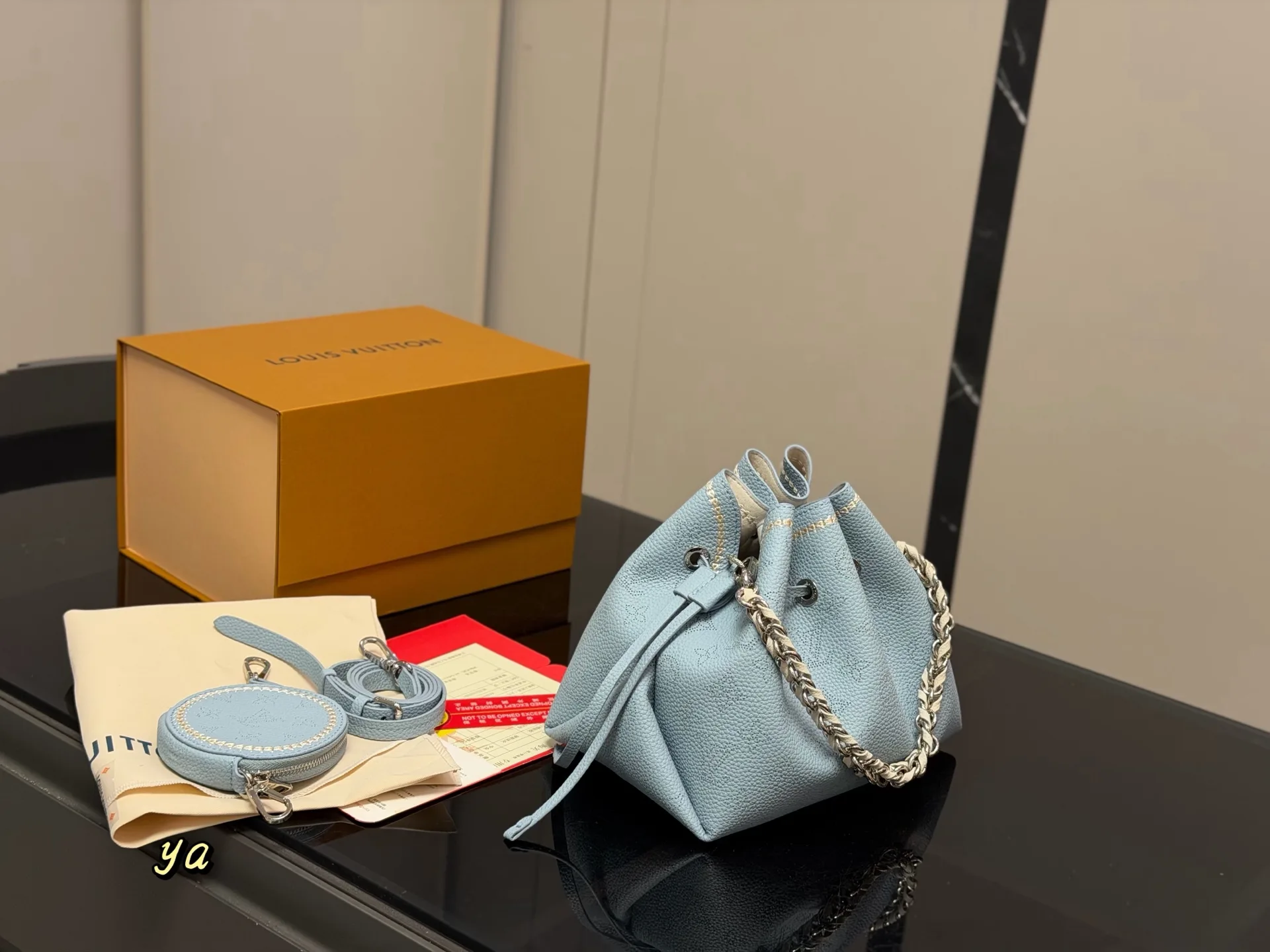 Louis Vuitton Bella Moonlight Hollow Bucket Bag D31016235