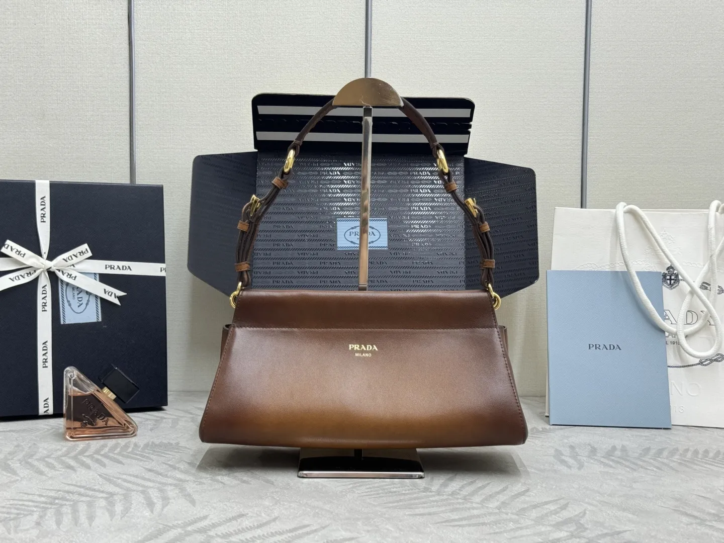Prada Enchaîné Leather Top-Handle Bag D105016238