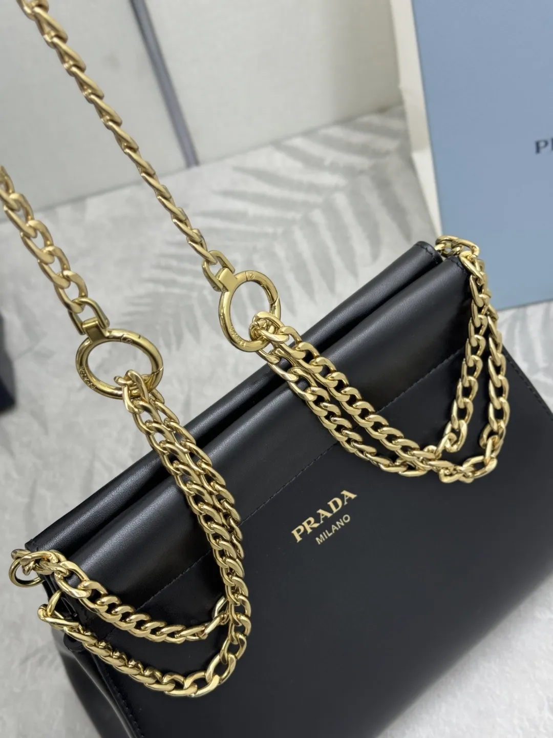 Enchaîné Mini Chain Shoulder Bag D91016487 — view 6
