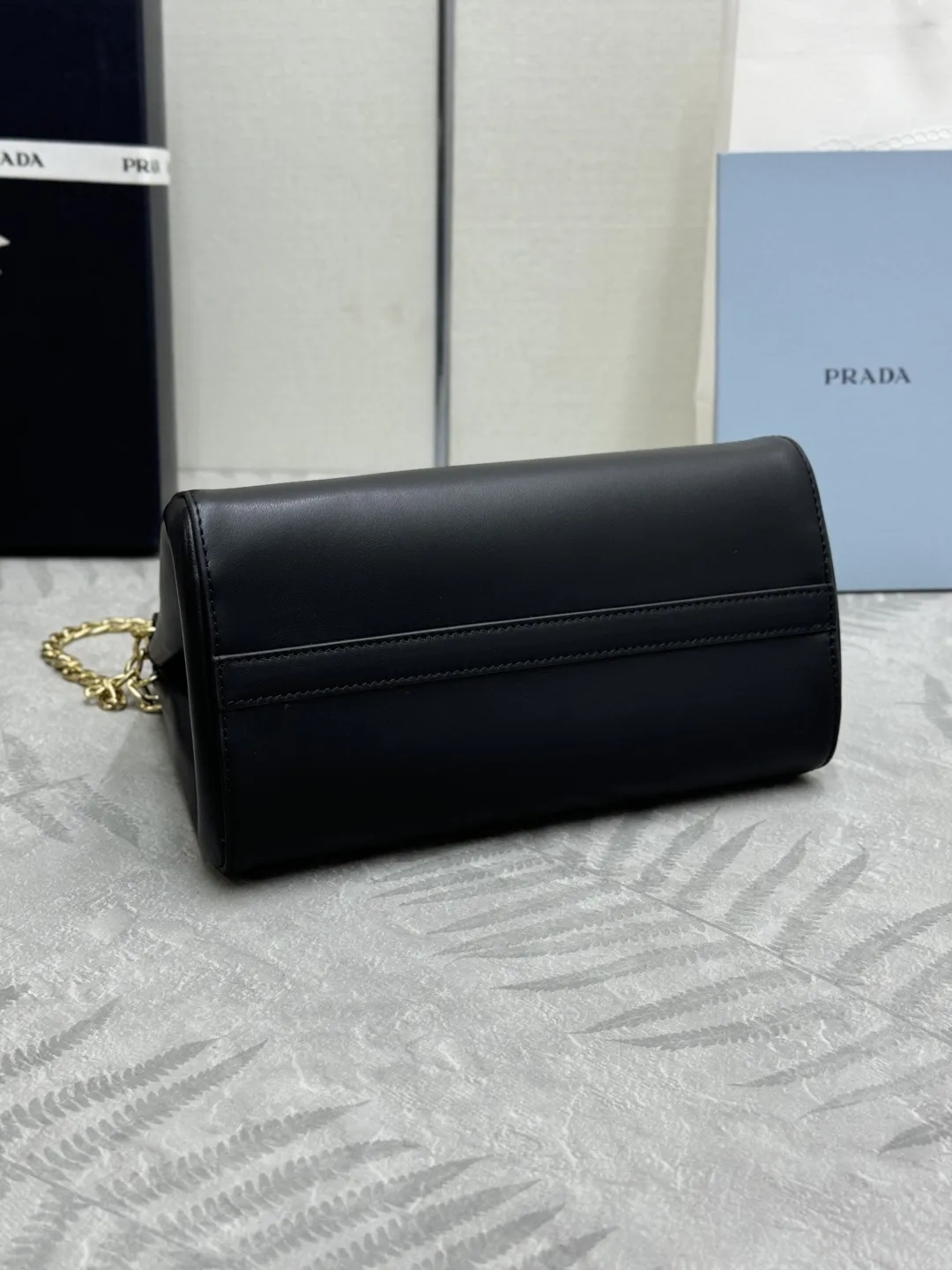 Enchaîné Mini Chain Shoulder Bag D91016487 — view 7