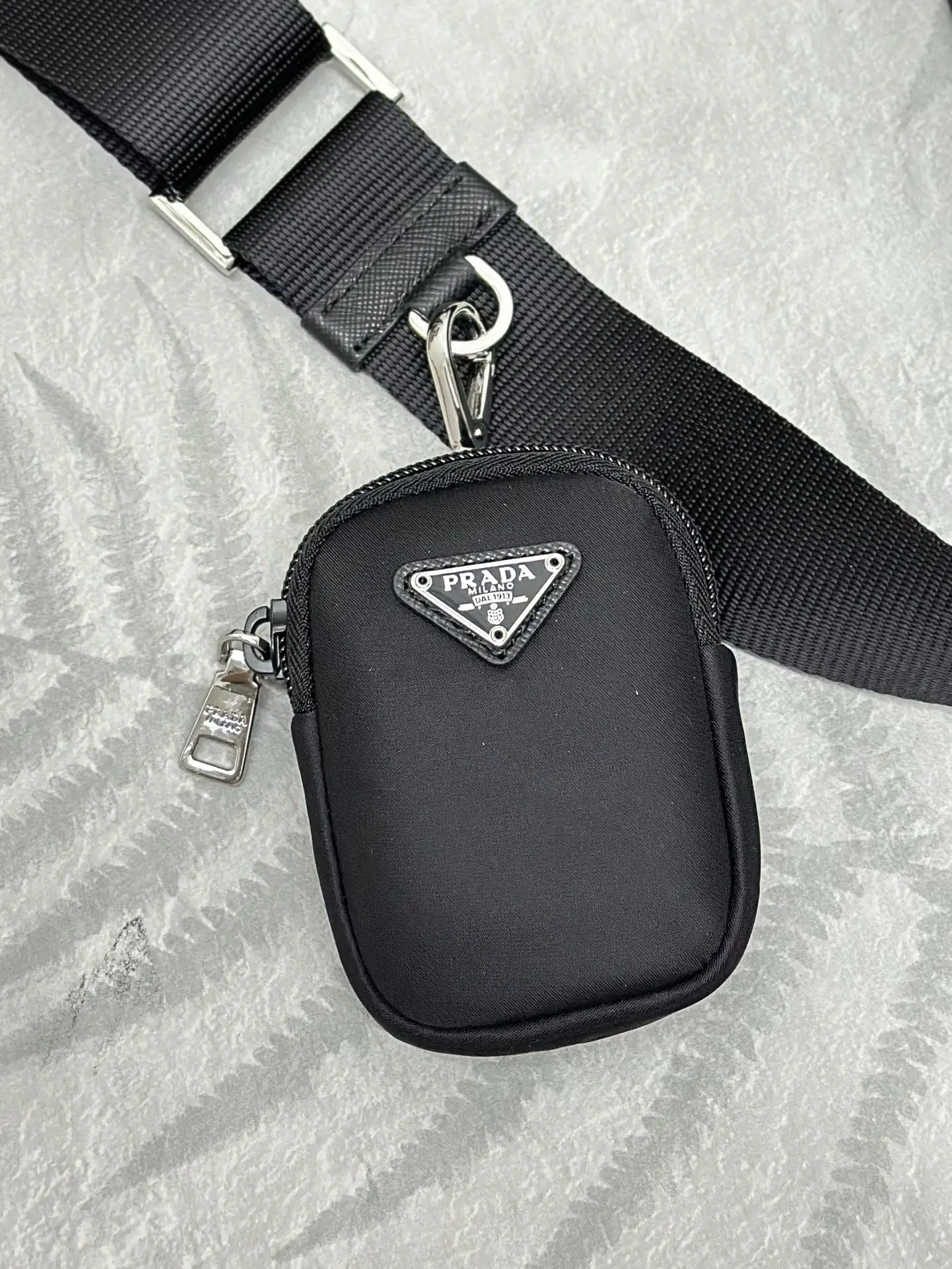 Re-Nylon Three-in-One Shoulder Bag D66016241 — view 6