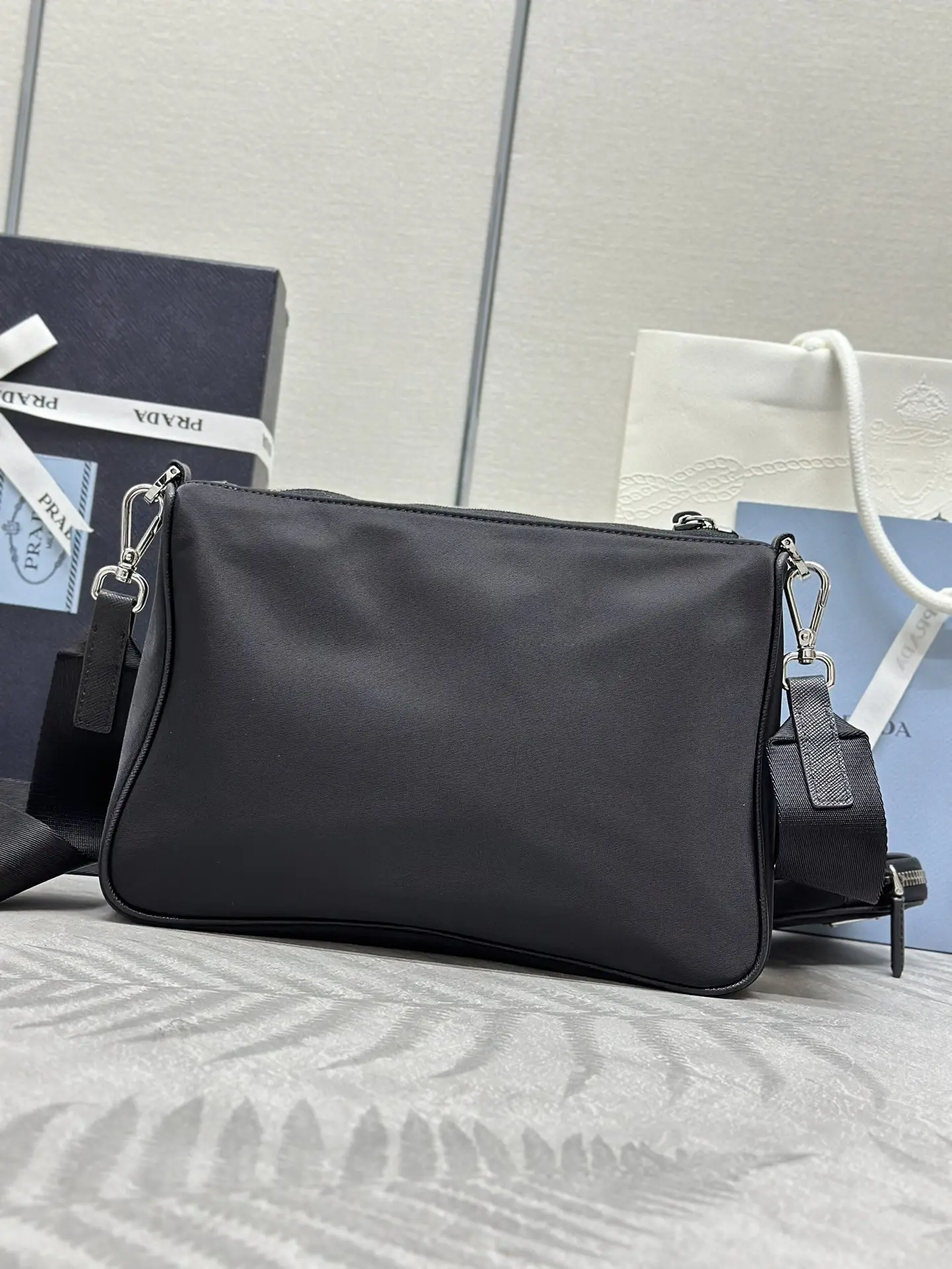 Re-Edition 2005 Nylon Crossbody Bag D63016243 — view 3