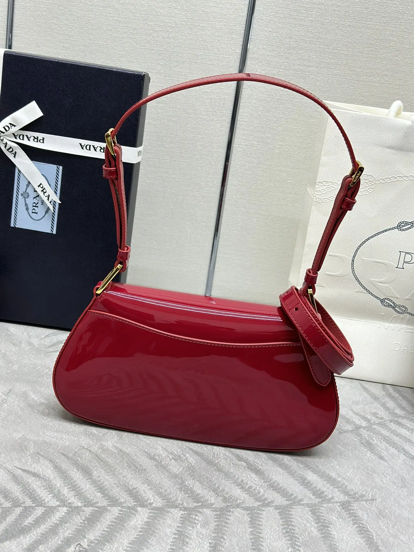 Patent Leather Flap Shoulder Bag D91016246 — view 3