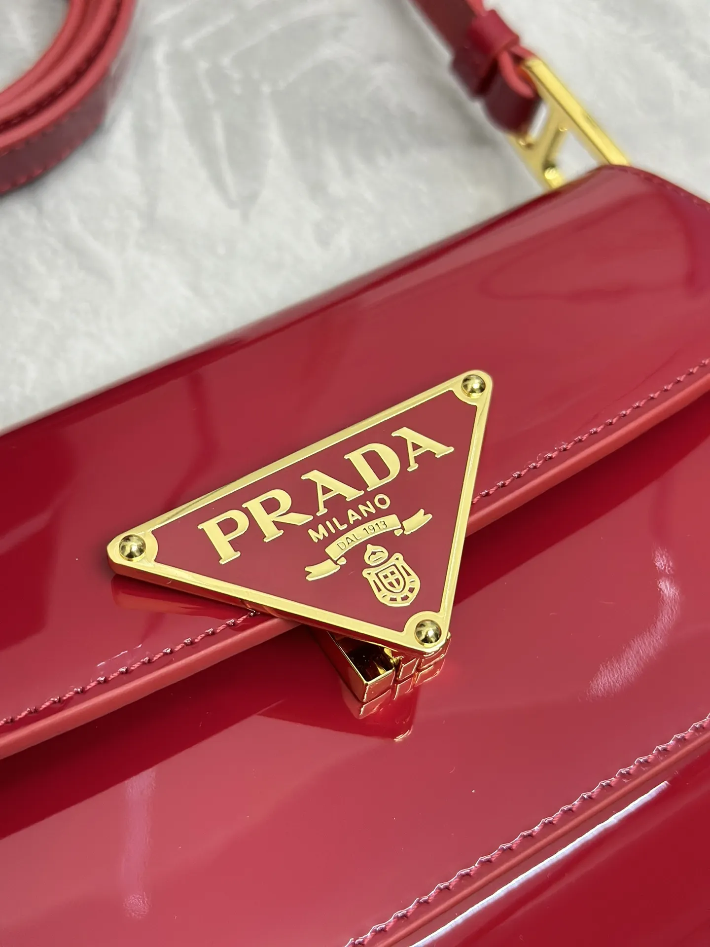 Patent Leather Flap Shoulder Bag D91016246 — view 6