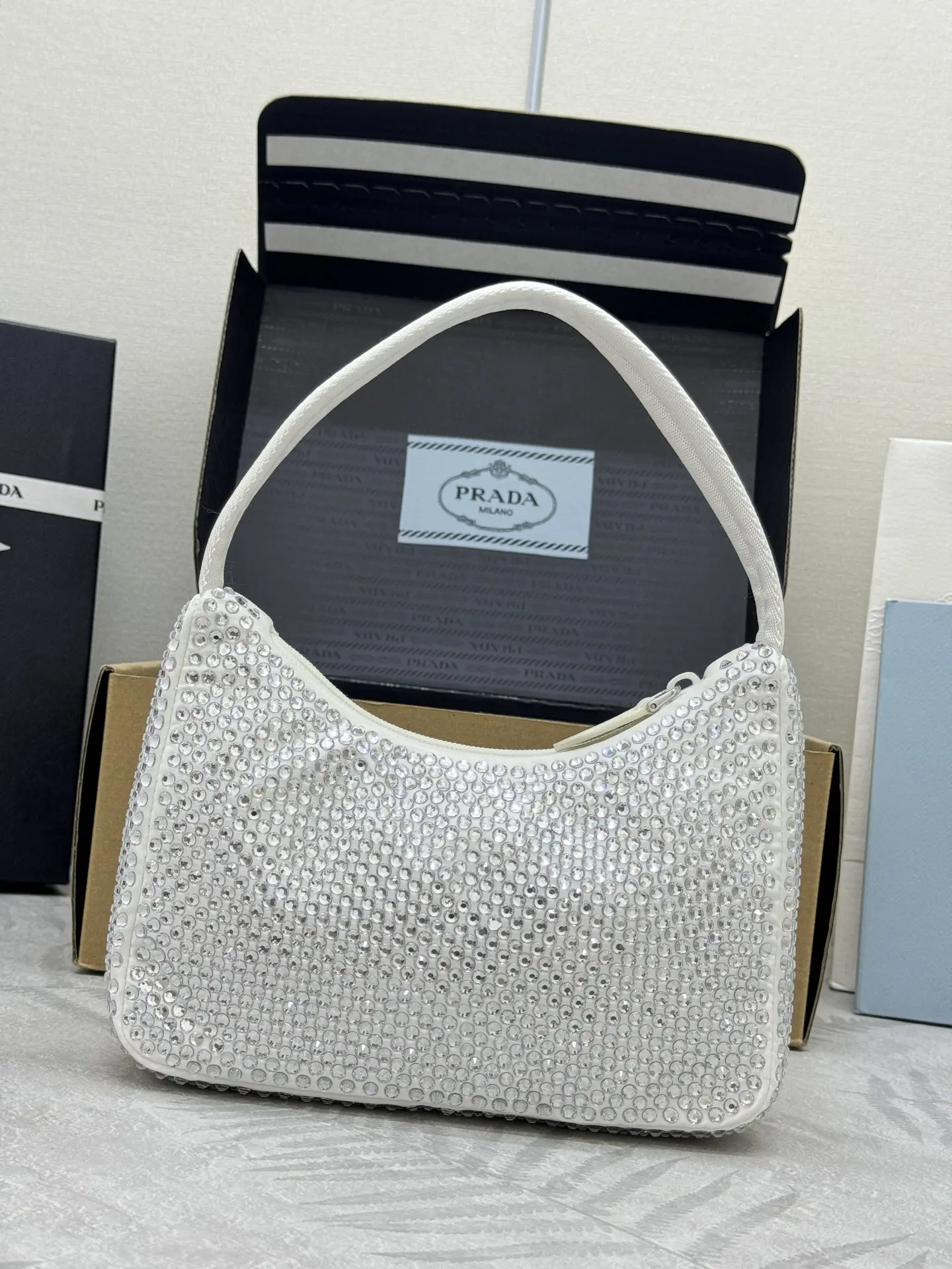 Hobo 2000 Crystal-Embellished Shoulder Bag D58016256 — view 2