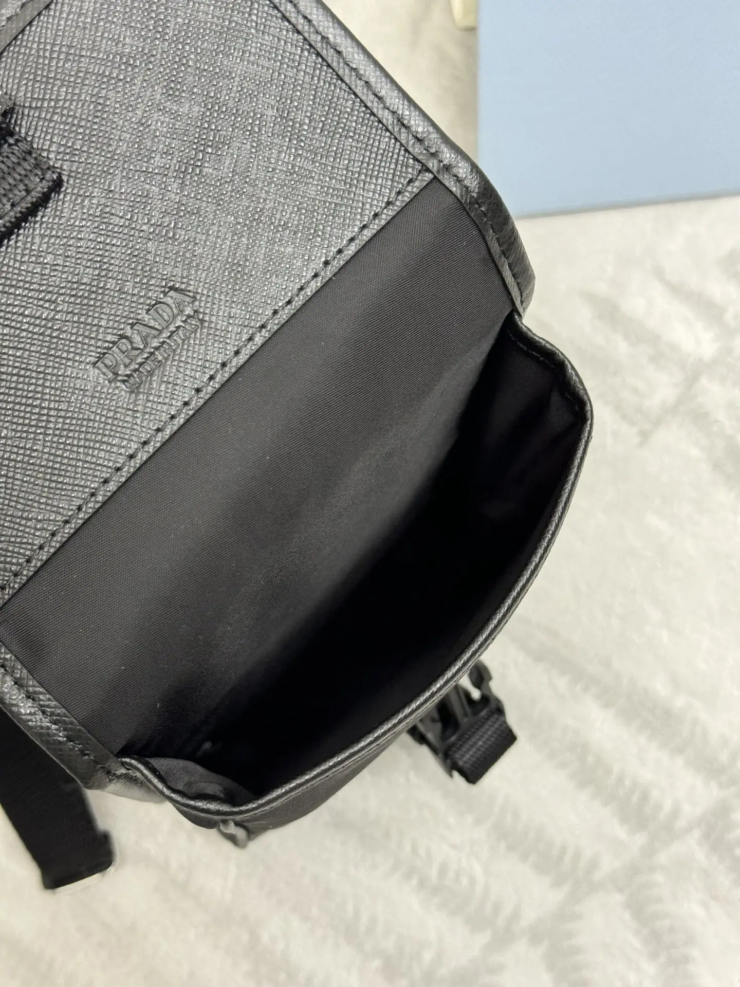 Vertical Phone Bag 2ZH109 D59016260 — view 7