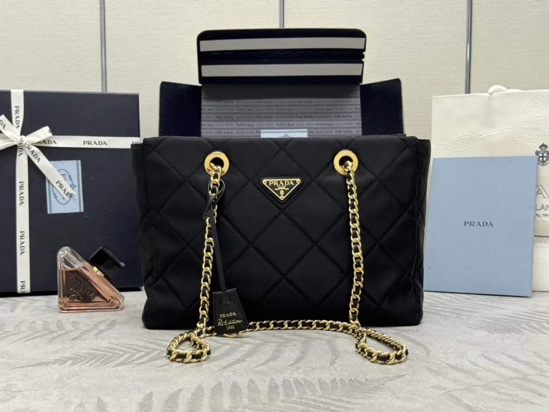 Prada Quilted Nylon Shoulder Bag 1BG529 D75016268