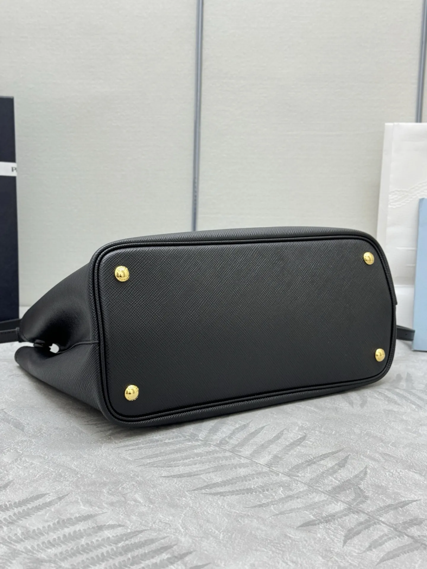 Prada Saffiano Leather Tote Bag D110016523 — view 4