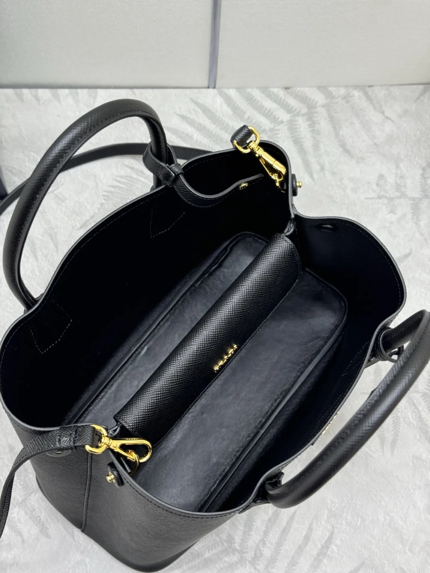 Prada Saffiano Leather Tote Bag D110016523 — view 7