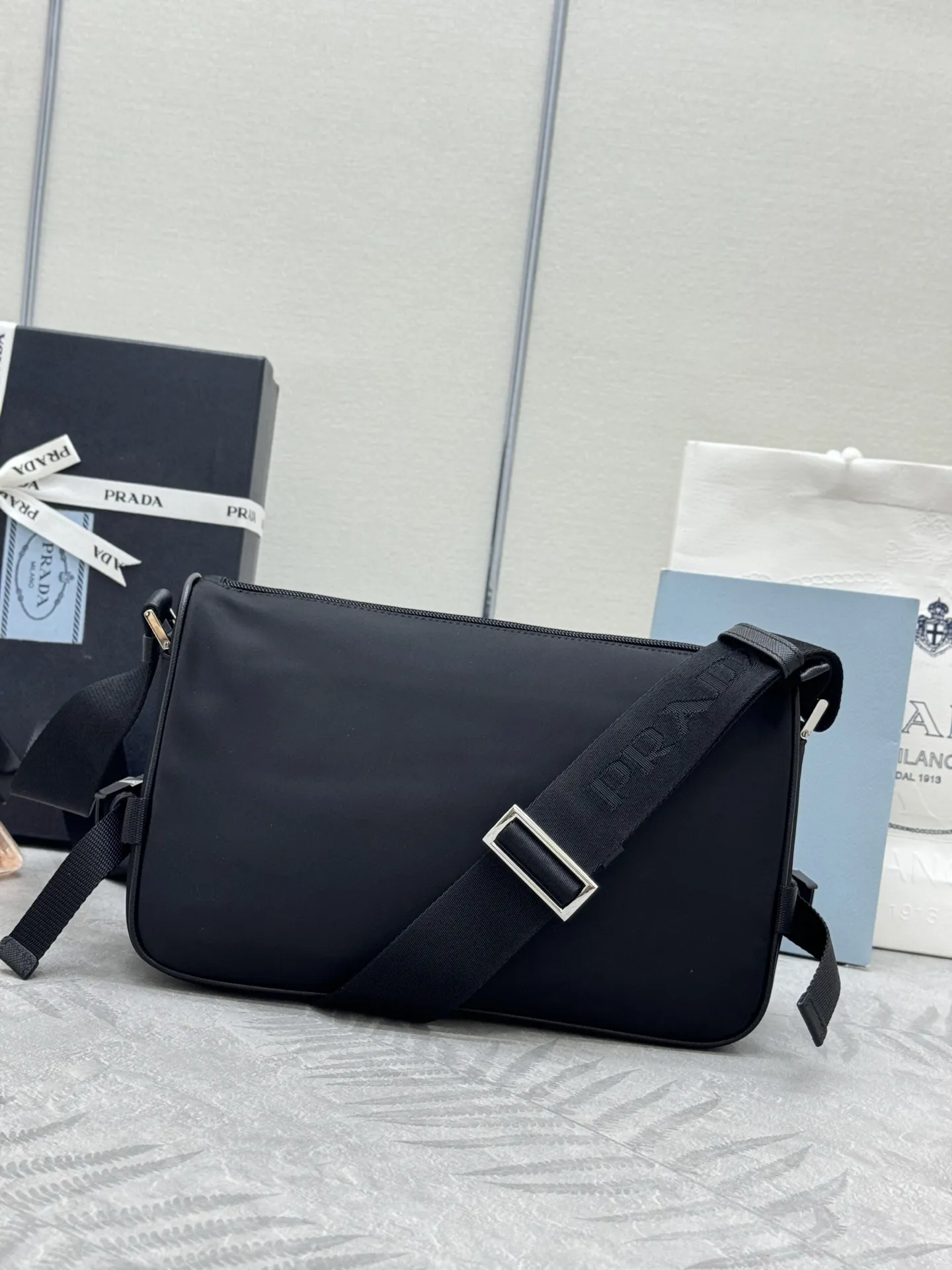 Re-Nylon and Saffiano Leather Crossbody Bag D66016527 — view 5