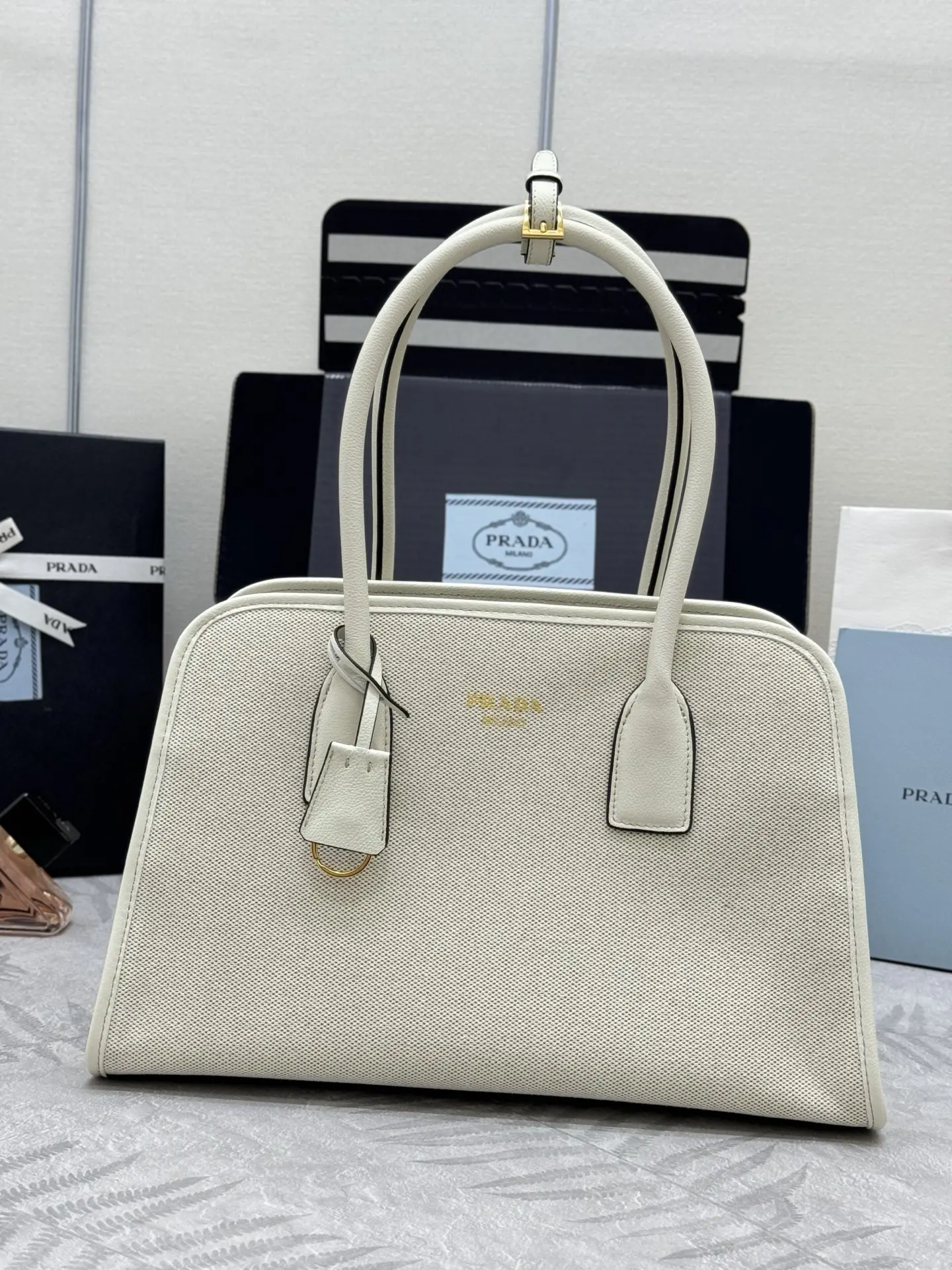 Prada 1BG572 Linen Blend Tote Bag D90016274