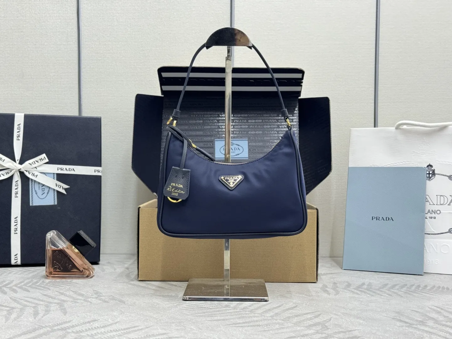 Re-Edition 2005 Nylon Hobo Bag D56016284