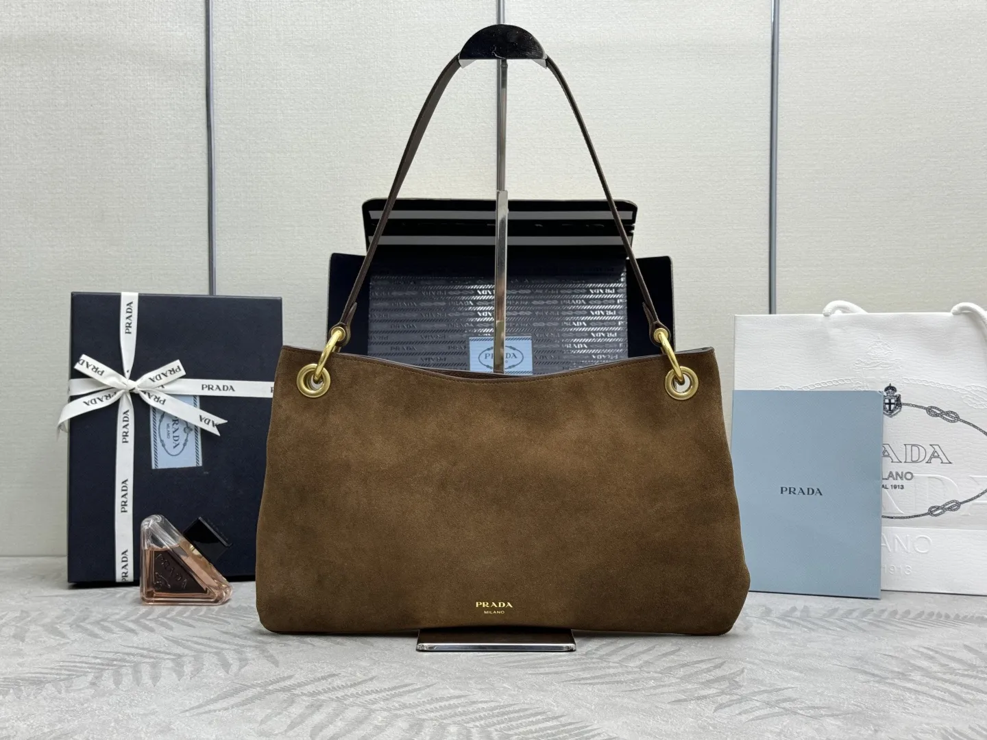 Etude Suede Shoulder Bag D90016297